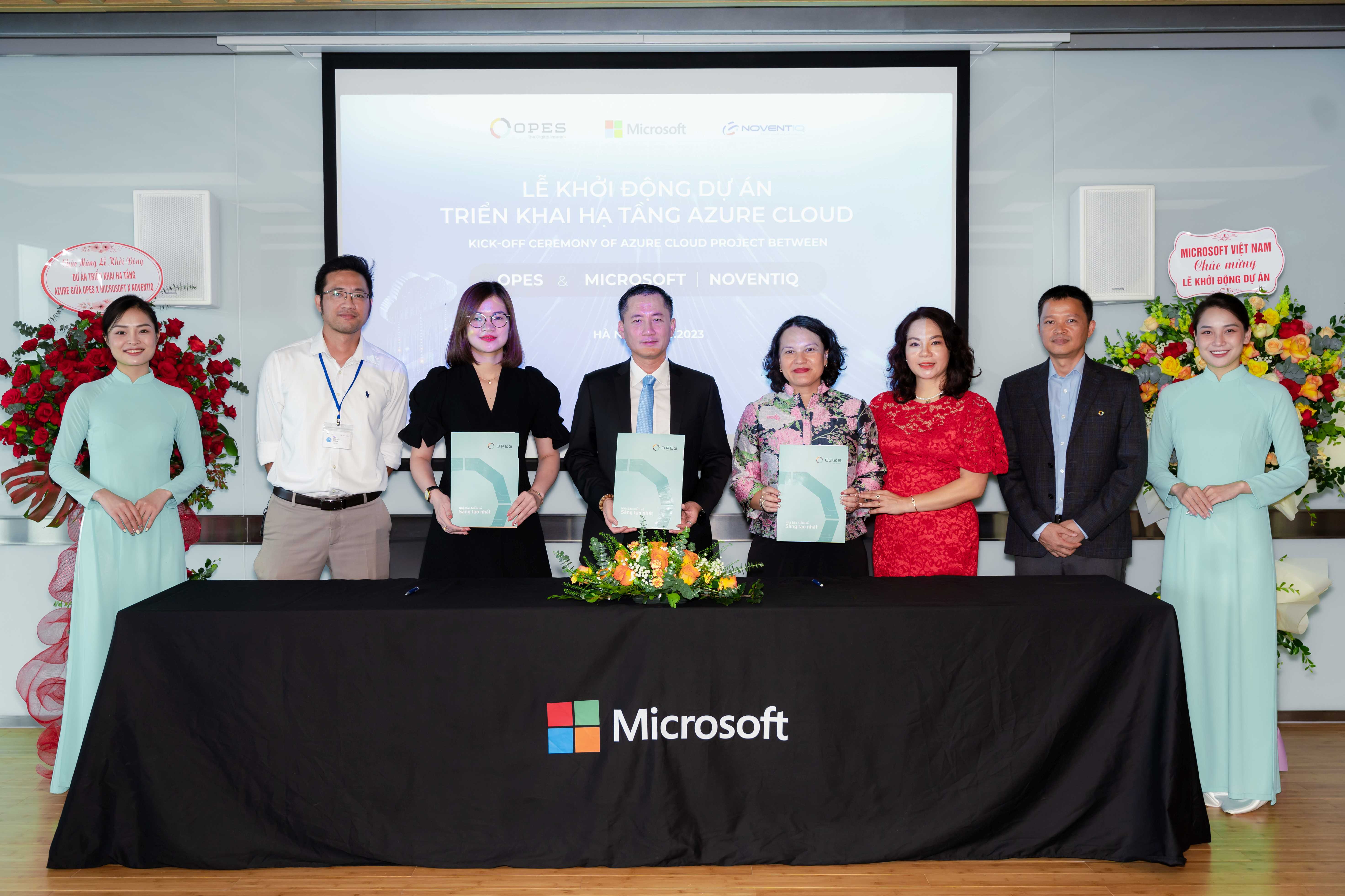 Đại diện OPES và Microsoft ký hợp đồng và cắt băng khởi động Link Trang Chủ PG88.Com Mới #2026 hạ tầng Azure Cloud.