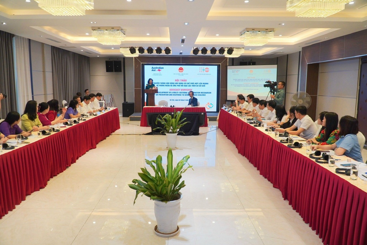 To&agrave;n cảnh hội thảo.