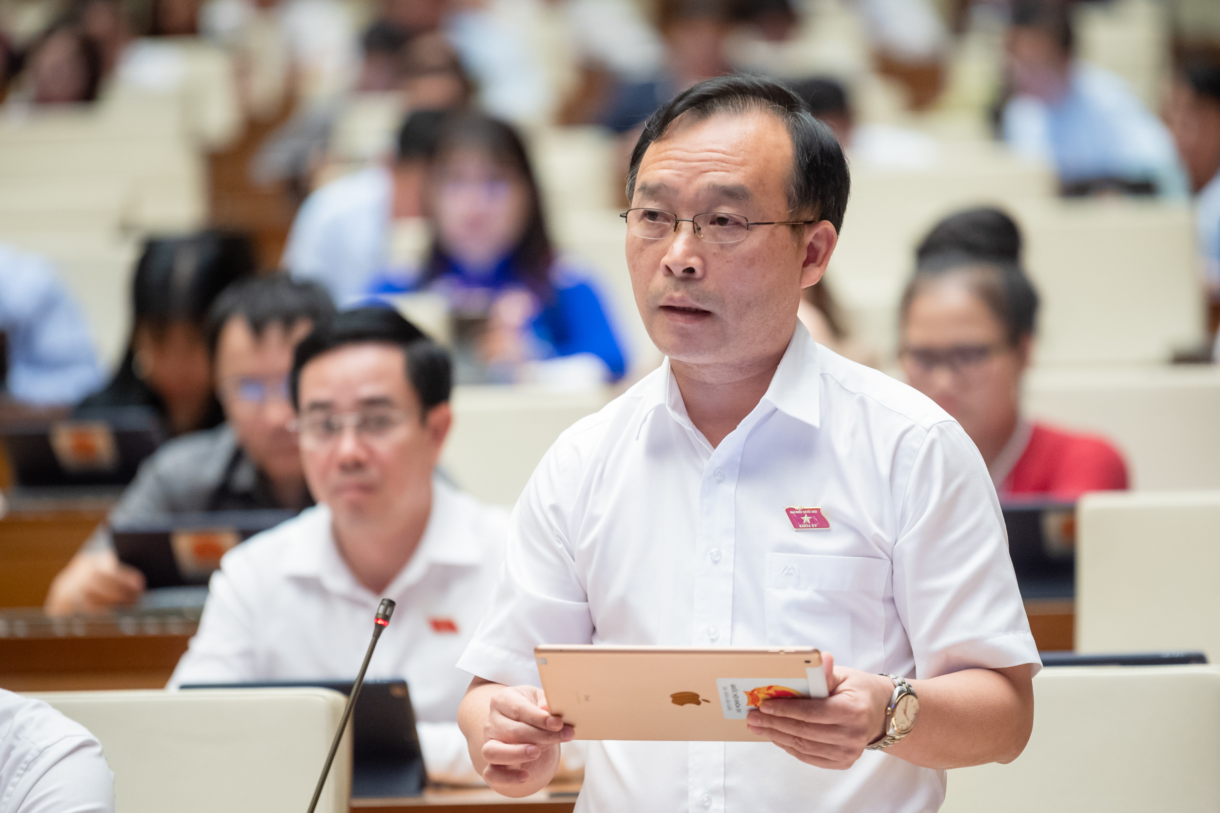 Đại biểu Trần Văn Tuấn, đo&agrave;n Bắc Giang, đề xuất nội dung về Nh&agrave; nước thu hồi đất để thực hiện dự &aacute;n Link Trang Chủ PG88.Com Mới #2026 x&atilde; hội