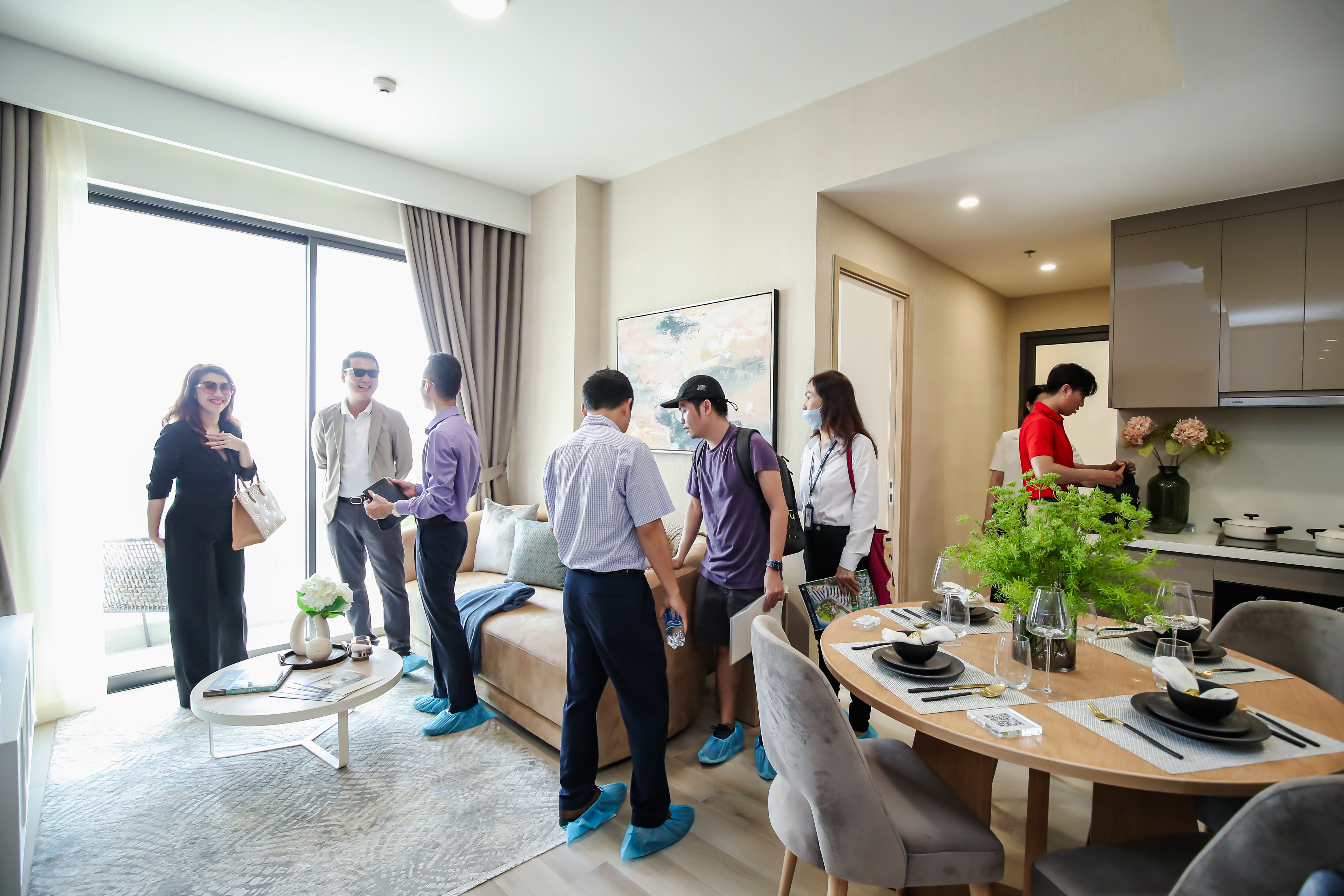 Cơ hội sở hữu căn hộ hạng sang đón sóng hạ tầng và bàn giao  