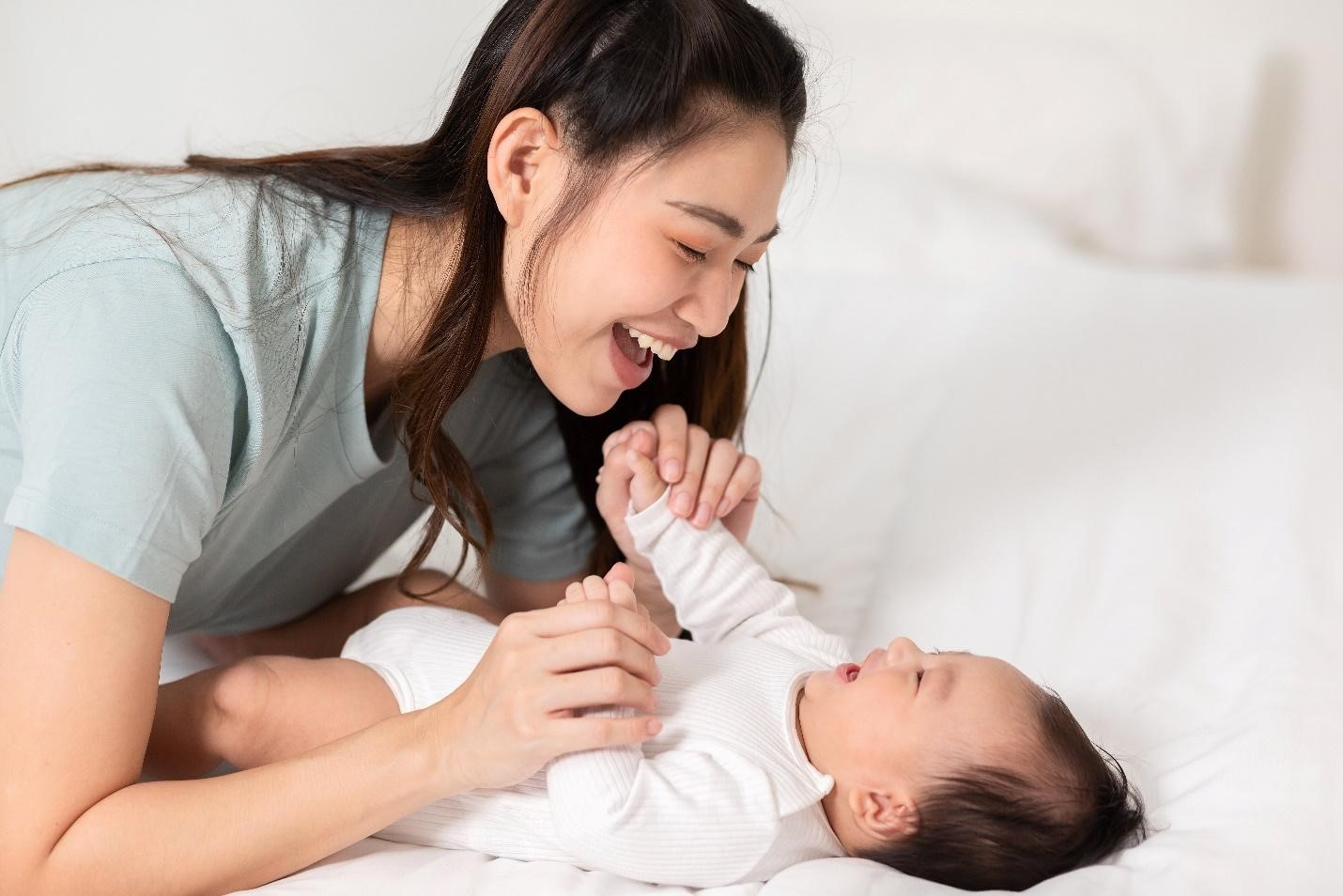 B&eacute; y&ecirc;u thỏa sức vui chơi v&agrave; kh&aacute;m ph&aacute; thế giới m&agrave; kh&ocirc;ng sợ hăm t&atilde;, hầm b&iacute;.