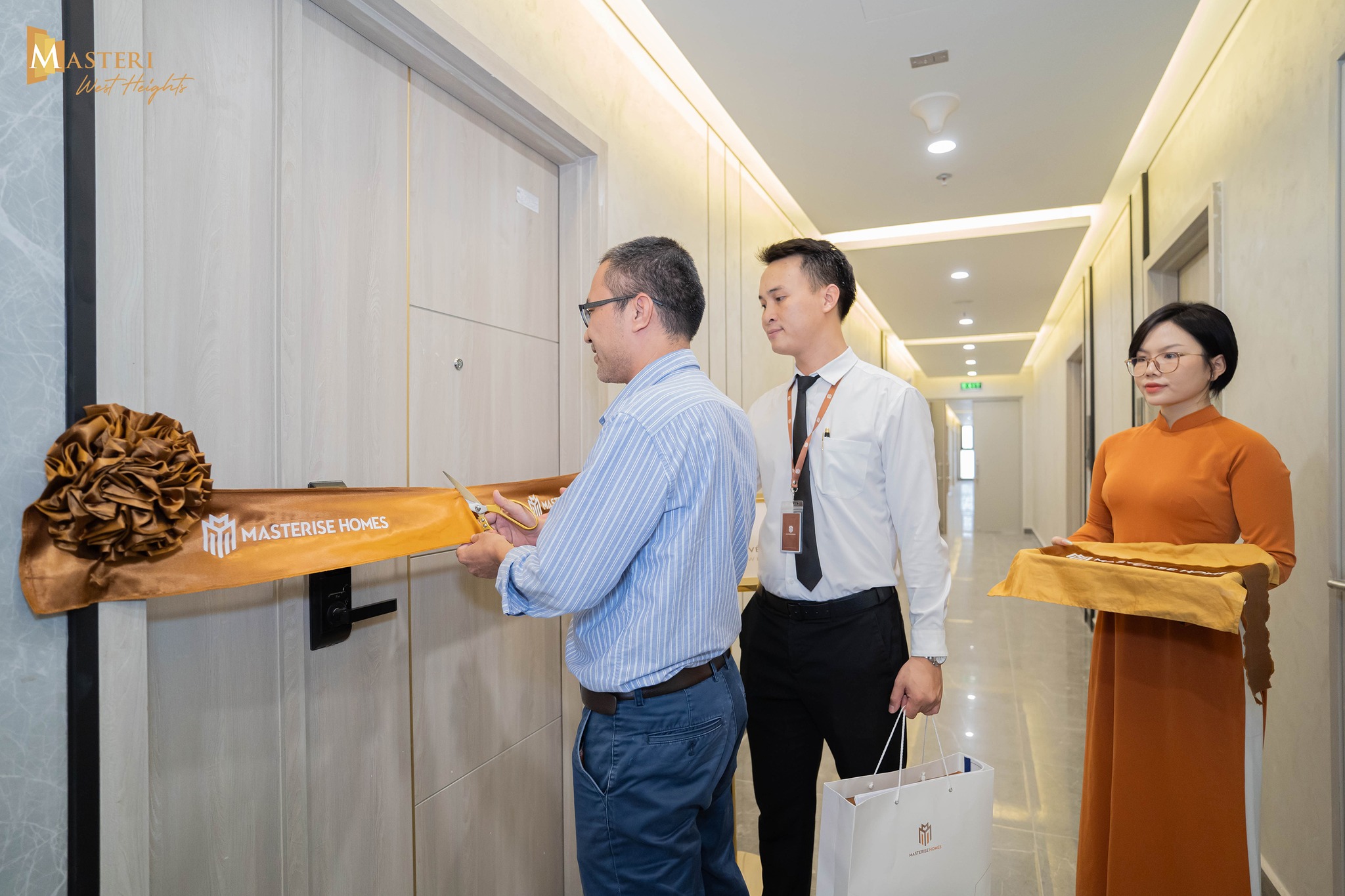 Dự &aacute;n Masteri West Heights đ&atilde; ch&agrave;o đ&oacute;n những kh&aacute;ch h&agrave;ng đầu ti&ecirc;n nhận b&agrave;n giao. Ảnh: Quốc Huy.