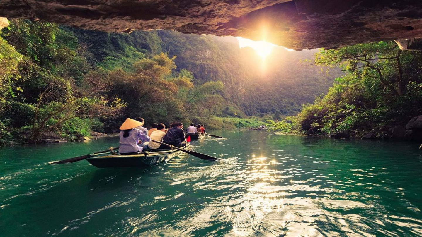 Với du lịch nội địa, gi&aacute; v&eacute; h&agrave;ng kh&ocirc;ng cao sẽ khiến người d&acirc;n sử dụng phương tiện c&aacute; nh&acirc;n để thực hiện c&aacute;c chuyến đi gần nơi m&igrave;nh sống.