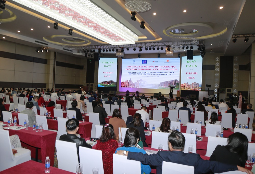 Trong khu&ocirc;n khổ sự kiện, diễn ra Hội thảo kết nối Pg88vn Trang Chủ Chính Thức, Pg88ok ưu đãi hấp dẫn giữa tỉnh Thanh Ho&aacute; v&agrave; Italia với sự tham gia của hơn 300 đại biểu.&nbsp;