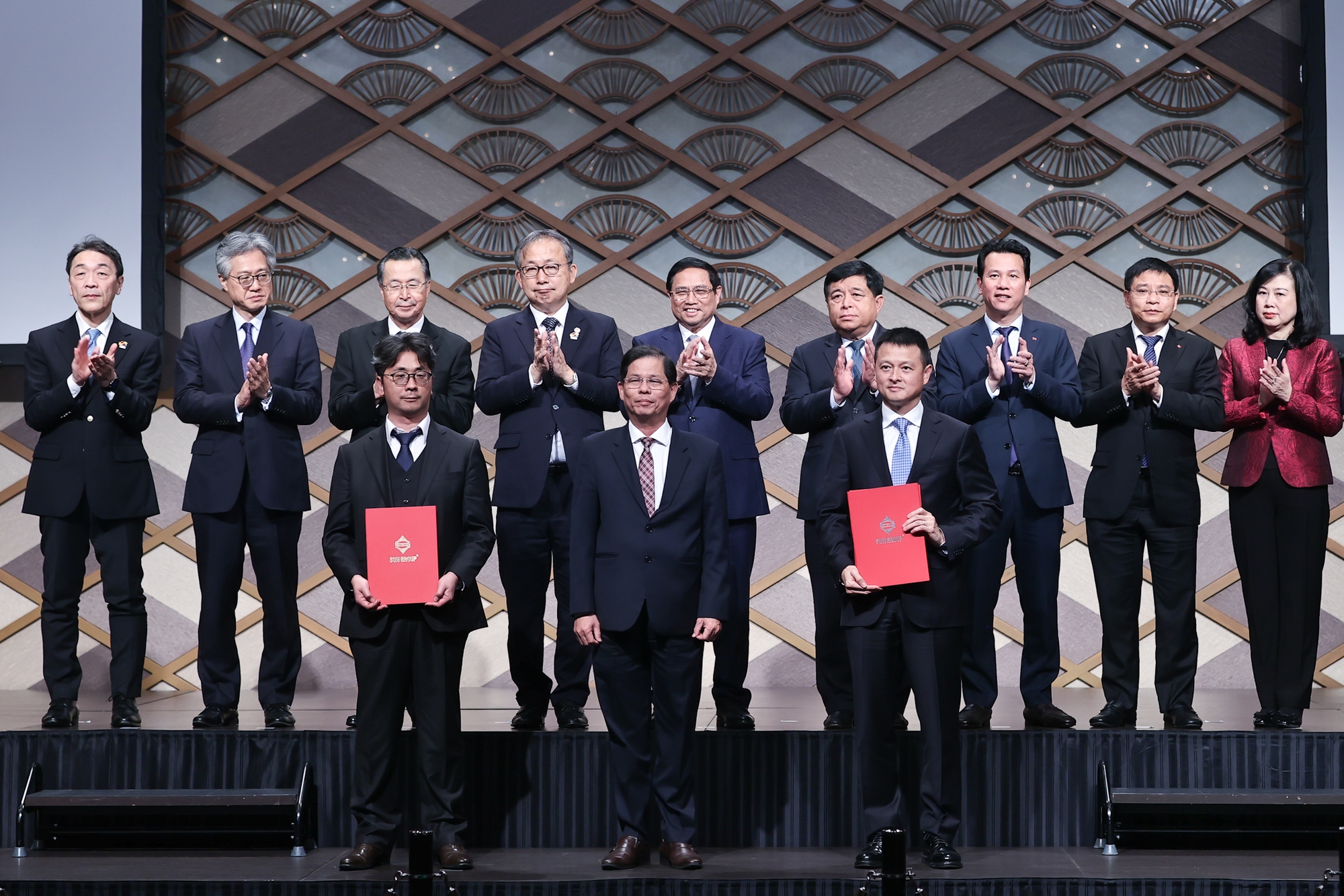 Thủ tướng chứng kiến Tập đo&agrave;n Sun Group trao thỏa thuận hợp t&aacute;c x&acirc;y dựng tại khu Link Trang Chủ PG88.Com Mới #2026 V&acirc;n Phong với Tập đo&agrave;n Taisei, trao thỏa thuận hợp t&aacute;c Pg88vn Trang Chủ Chính Thức c&aacute;c cơ sở y tế, chăm s&oacute;c sức khỏe với Well Group tại khu Link Trang Chủ PG88.Com Mới #2026 V&acirc;n Phong&hellip;Ảnh: VGP.