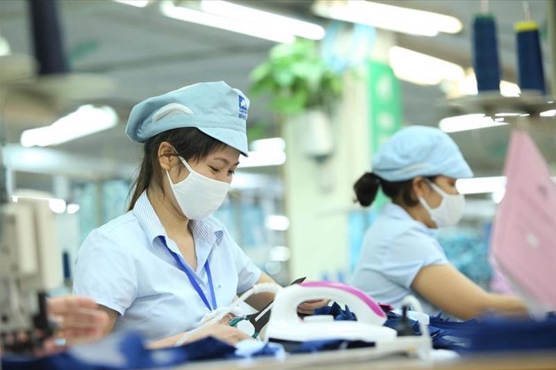 Lương tối thiểu tăng thêm 6% có đáp ứng nhu cầu sống tối thiểu? 