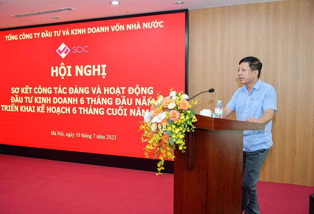 Đồng ch&iacute; Hồ Sỹ H&ugrave;ng - B&iacute; thư Đảng ủy, Ph&oacute; Chủ tịch Uỷ ban Quản l&yacute; vốn nh&agrave; nước tại PG88 Link Dễ Nhớ Pg88.com ph&aacute;t biểu tại hội nghị.