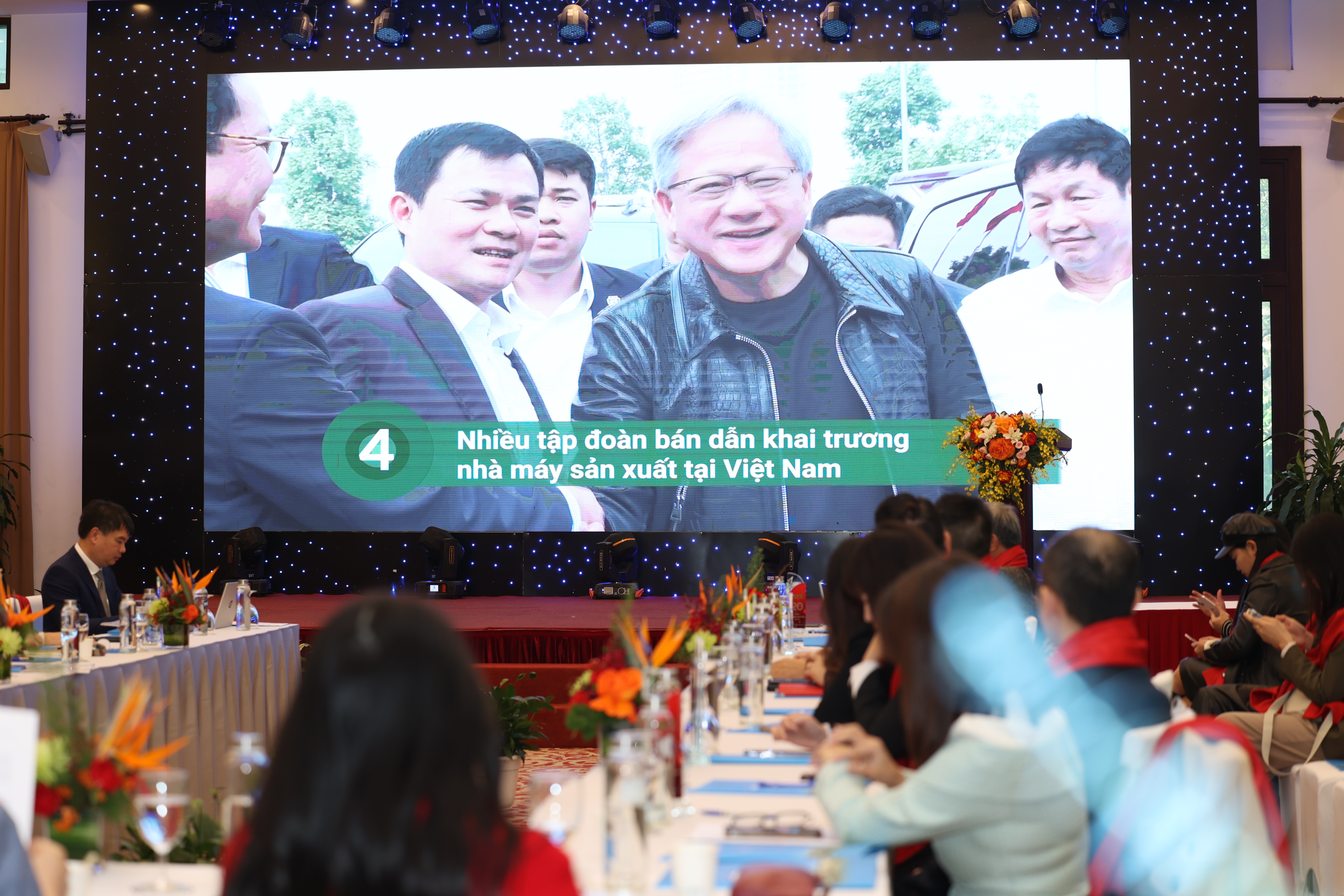 Luật Viễn thông (sửa đổi), chuẩn hóa thông tin hàng triệu thuê bao và bán dẫn lọt top 10 sự kiện ICT tiêu biểu 2023