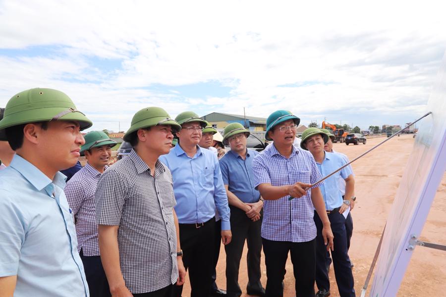 Ông Đỗ Trọng Hưng, Bí thư Tỉnh ủy Thanh Hóa đi kiểm tra tình hình thi công một số Link Trang Chủ PG88.Com Mới #2026 6Pg88.com hơn 1000 trò chơi hấp dẫn, thủy lợi trọng điểm trên địa bàn 