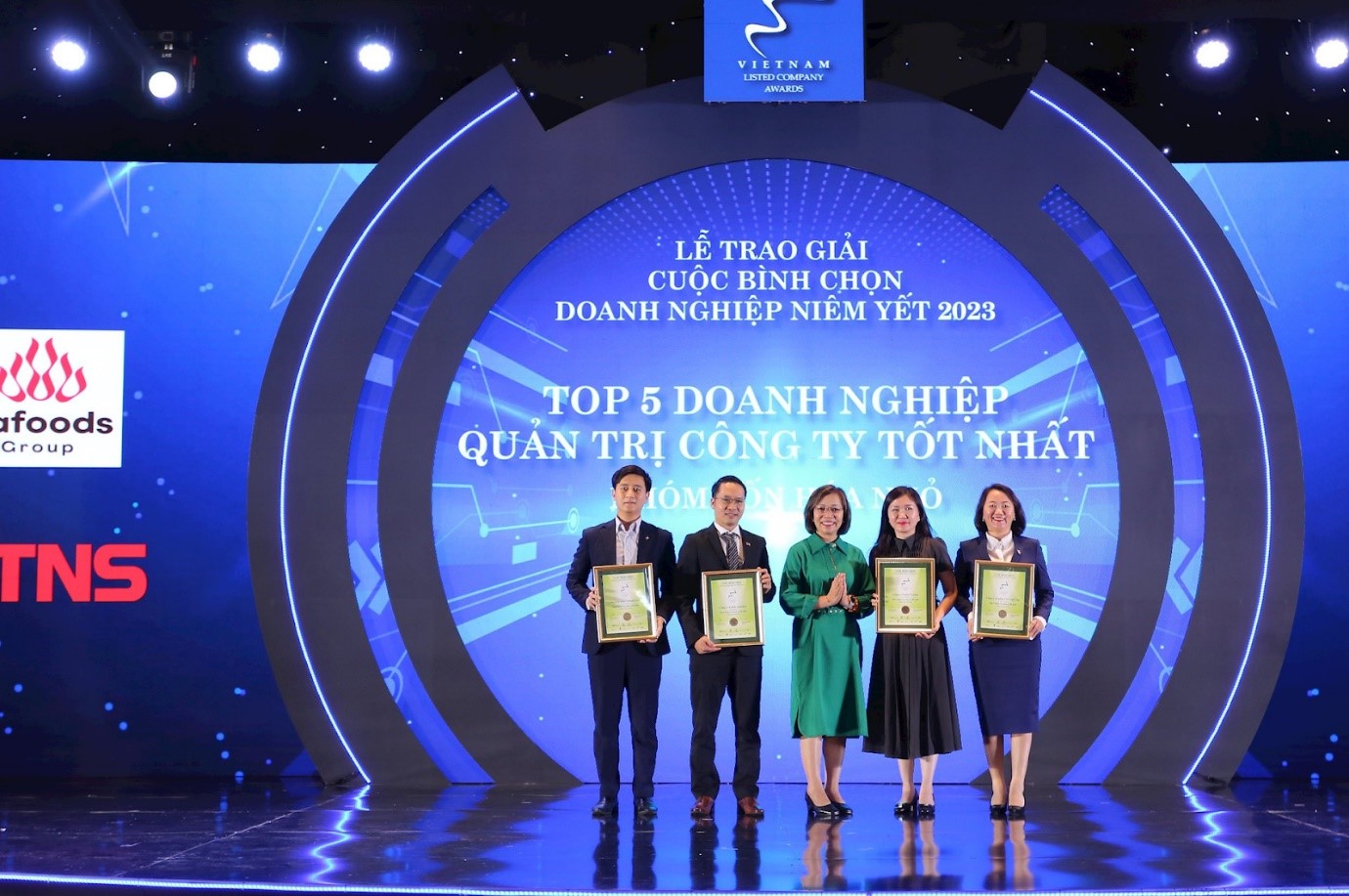 TNS Holdings được vinh danh top 5 6Pg88.con độc quyền mỗi ngày quản trị công ty tốt nhất (Nhóm vốn hóa nhỏ).