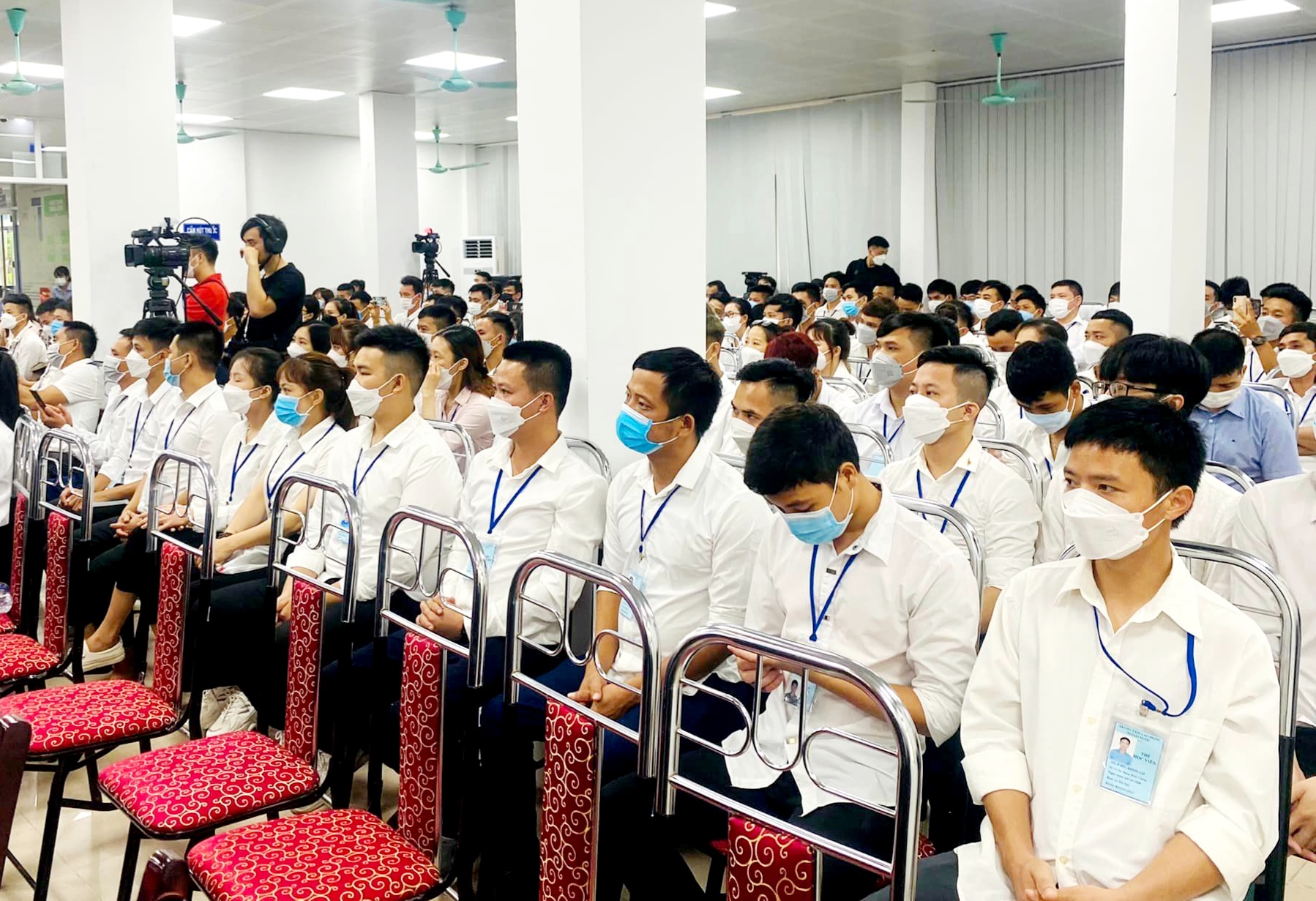 Gi&aacute;o dục định hướng cho người PG88 Sòng bạc trực tuyến TOP 1 Việt Nam | Casino, Nổ Hũ trước khi xuất cảnh. Ảnh: Nhật Dương.
