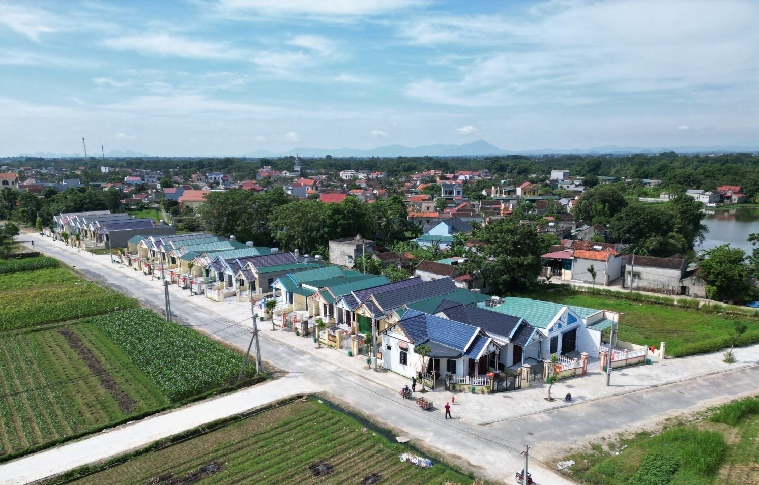 Khu t&aacute;i PG88 Sòng bạc trực tuyến TOP 1 Việt Nam | Casino, Nổ Hũ l&agrave;ng ch&agrave;i tại th&ocirc;n Lam Đạt từ g&oacute;c nh&igrave;n tr&ecirc;n cao