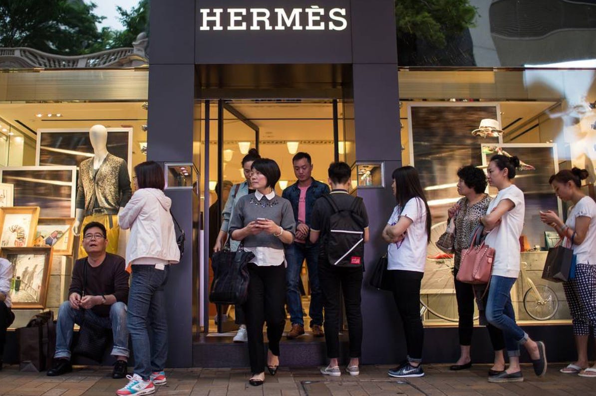 Herm&egrave;s đ&atilde; trở th&agrave;nh một trong những h&atilde;ng c&oacute; th&agrave;nh t&iacute;ch ổn định nhất trong ng&agrave;nh h&agrave;ng xa xỉ.