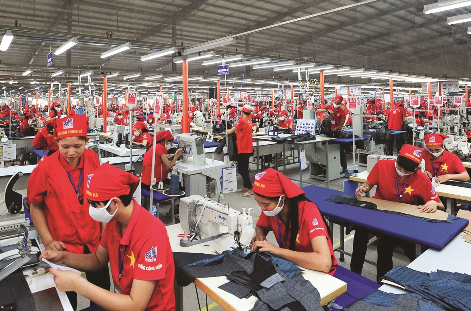 Việt Nam nằm trong top 5 nước Pg88 com chính chủ dệt may lớn trên thế giới.