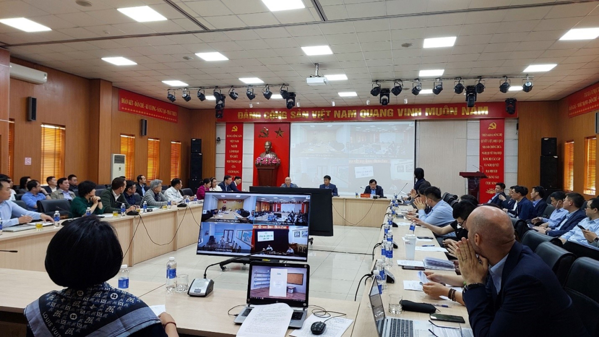 To&agrave;n cảnh hội nghị.