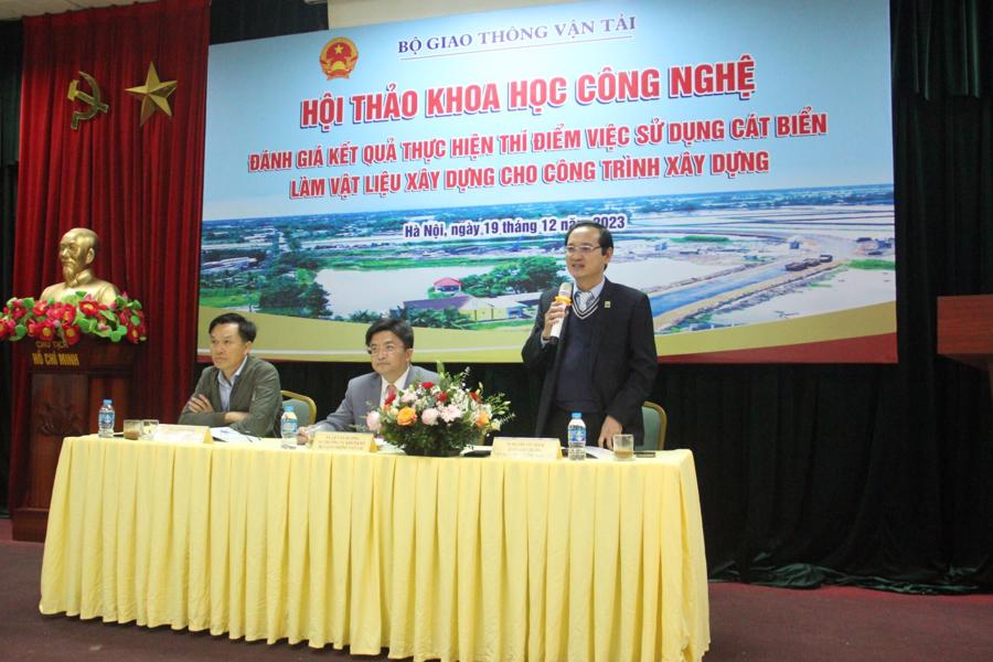 Việc d&ugrave;ng c&aacute;t biển thay c&aacute;t s&ocirc;ng đ&atilde; được &aacute;p dụng th&iacute; điểm v&agrave; cho kết quả khả quan; tuy nhi&ecirc;n c&aacute;c cơ quan chức năng vẫn đang c&acirc;n nhắc khi đưa v&agrave;o sử dụng đại tr&agrave;.