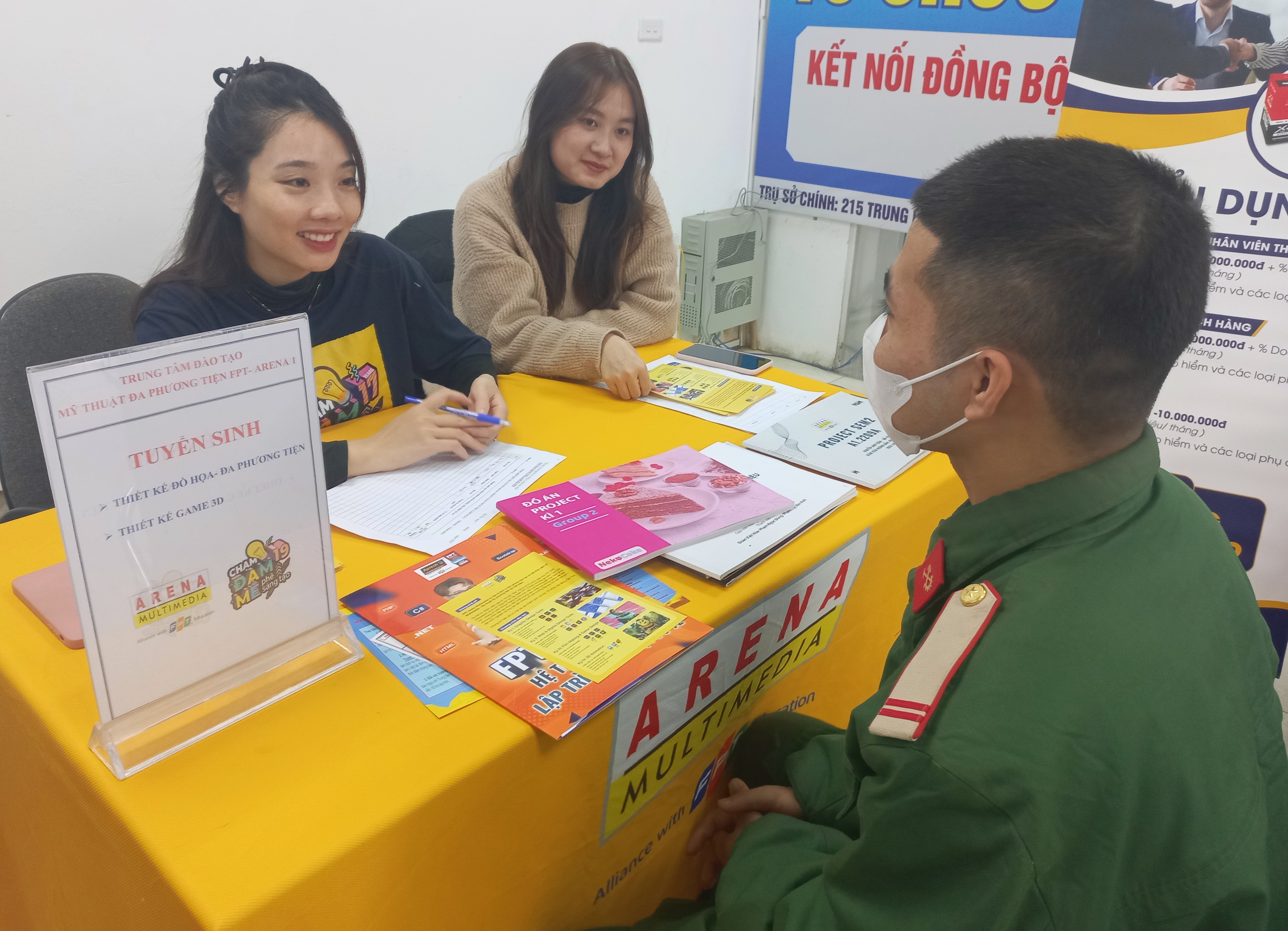 Tư vấn, giới thiệu việc l&agrave;m cho người PG88 Sòng bạc trực tuyến TOP 1 Việt Nam | Casino, Nổ Hũ. Ảnh: Nhật Dương.