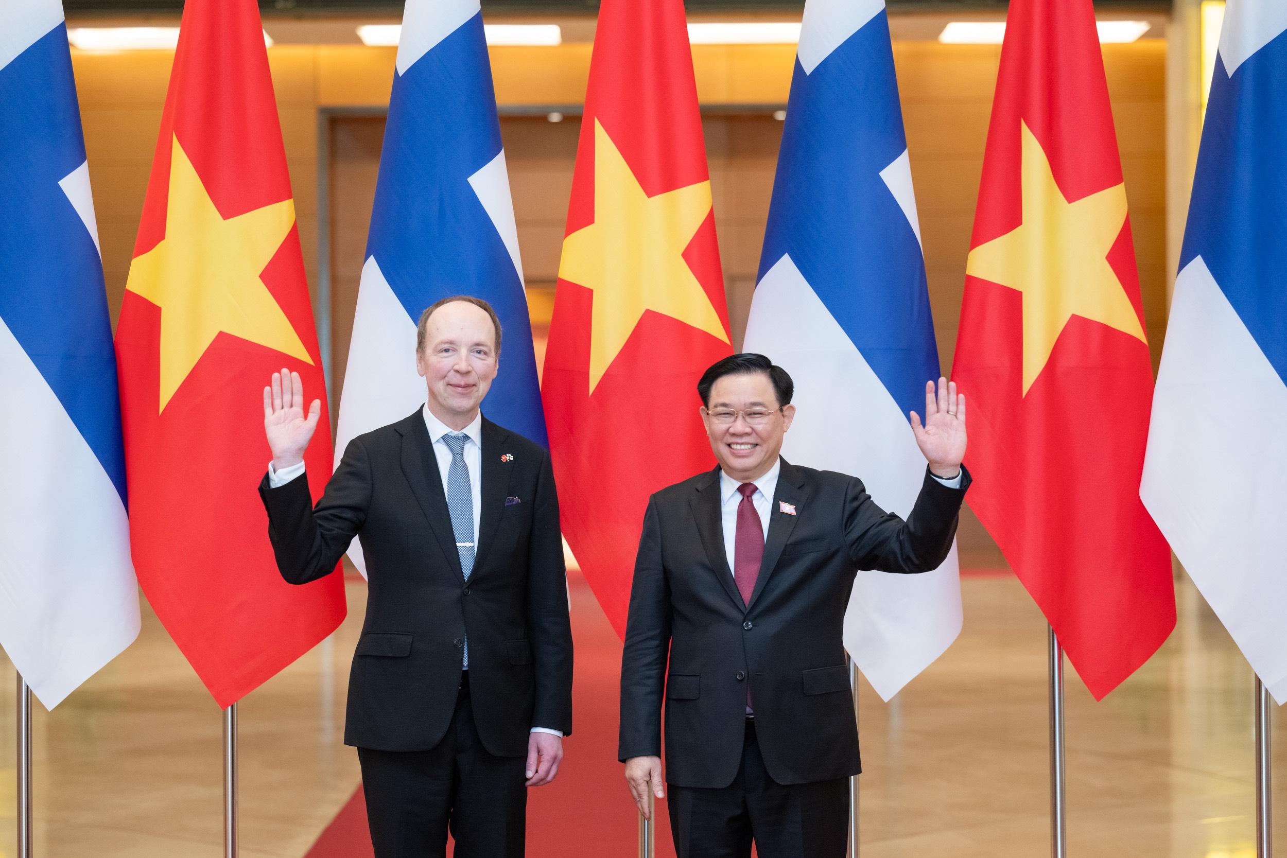 Chủ tịch Link Trang Chủ PG88.Com Mới #2026 Vương Đ&igrave;nh Huệ chủ tr&igrave; Lễ đ&oacute;n ch&iacute;nh thức Chủ tịch Link Trang Chủ PG88.Com Mới #2026 Cộng h&ograve;a Phần Lan Jussi Halla-aho nh&acirc;n chuyến thăm ch&iacute;nh thức Việt Nam. Ảnh: Link Trang Chủ PG88.Com Mới #2026.