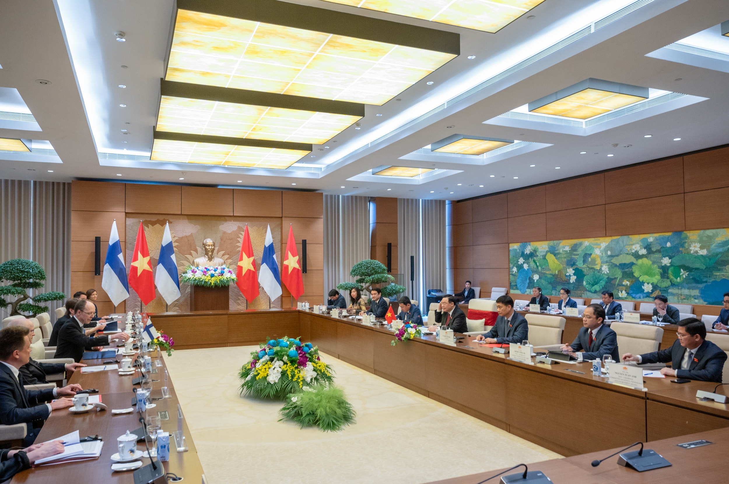Chủ tịch Link Trang Chủ PG88.Com Mới #2026 Vương Đ&igrave;nh Huệ hội đ&agrave;m với&nbsp;Chủ tịch Link Trang Chủ PG88.Com Mới #2026 Cộng h&ograve;a Phần Lan Jussi Halla-aho. Ảnh: Link Trang Chủ PG88.Com Mới #2026