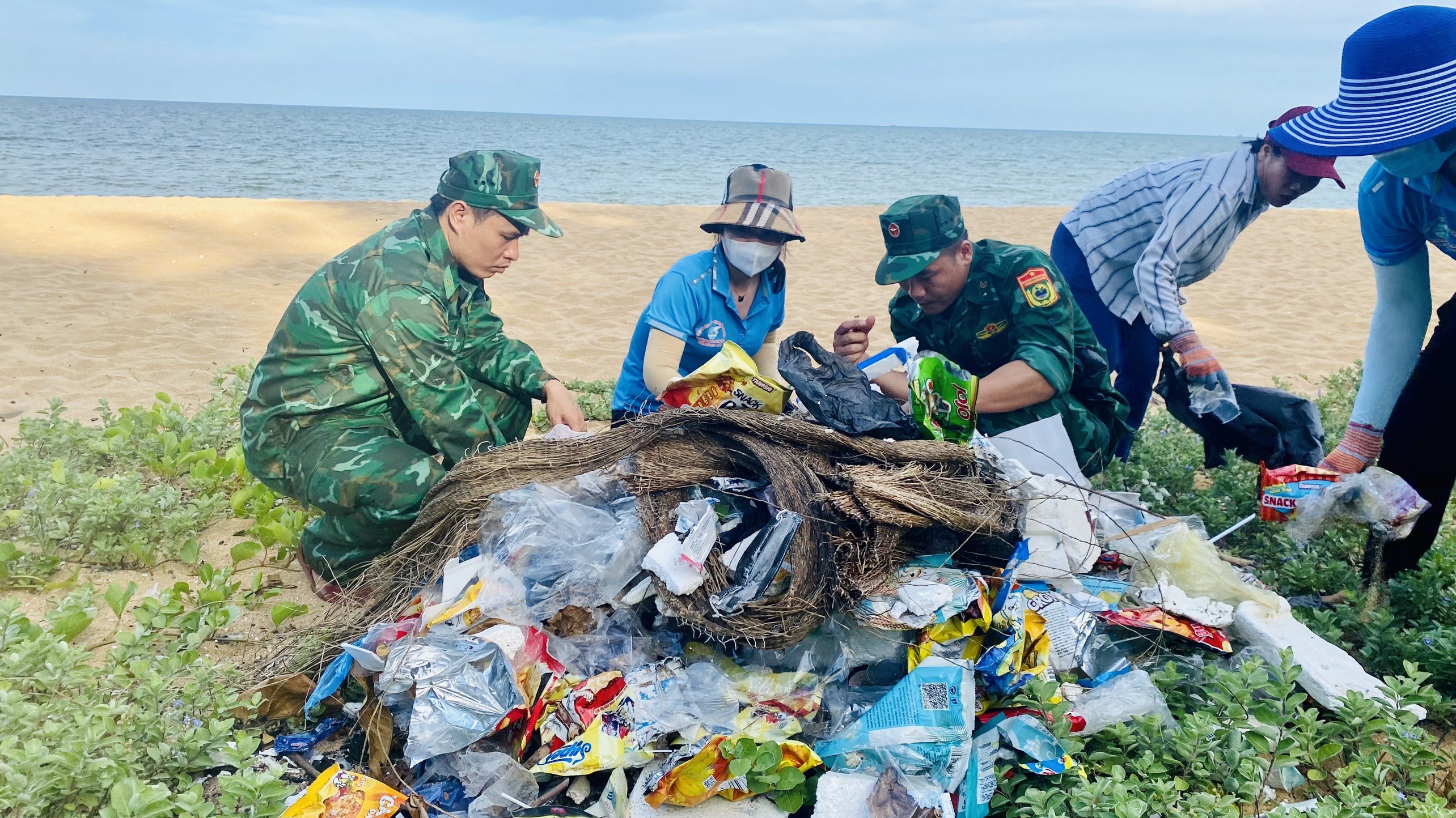 Chung tay bảo vệ môi trường.