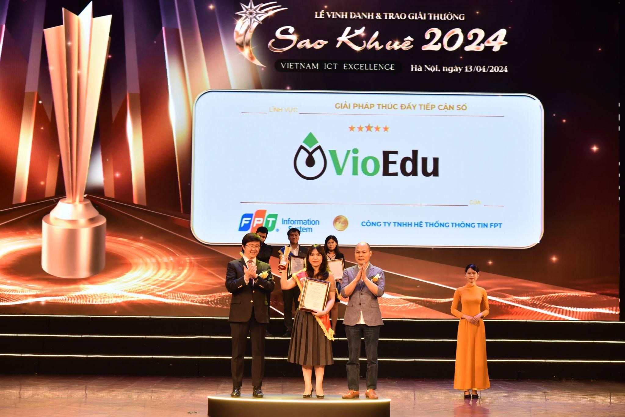 VioEdu được Xếp hạng 5 sao Sao Khu&ecirc; tại lĩnh vực Giải ph&aacute;p th&uacute;c đẩy tiếp cận số.