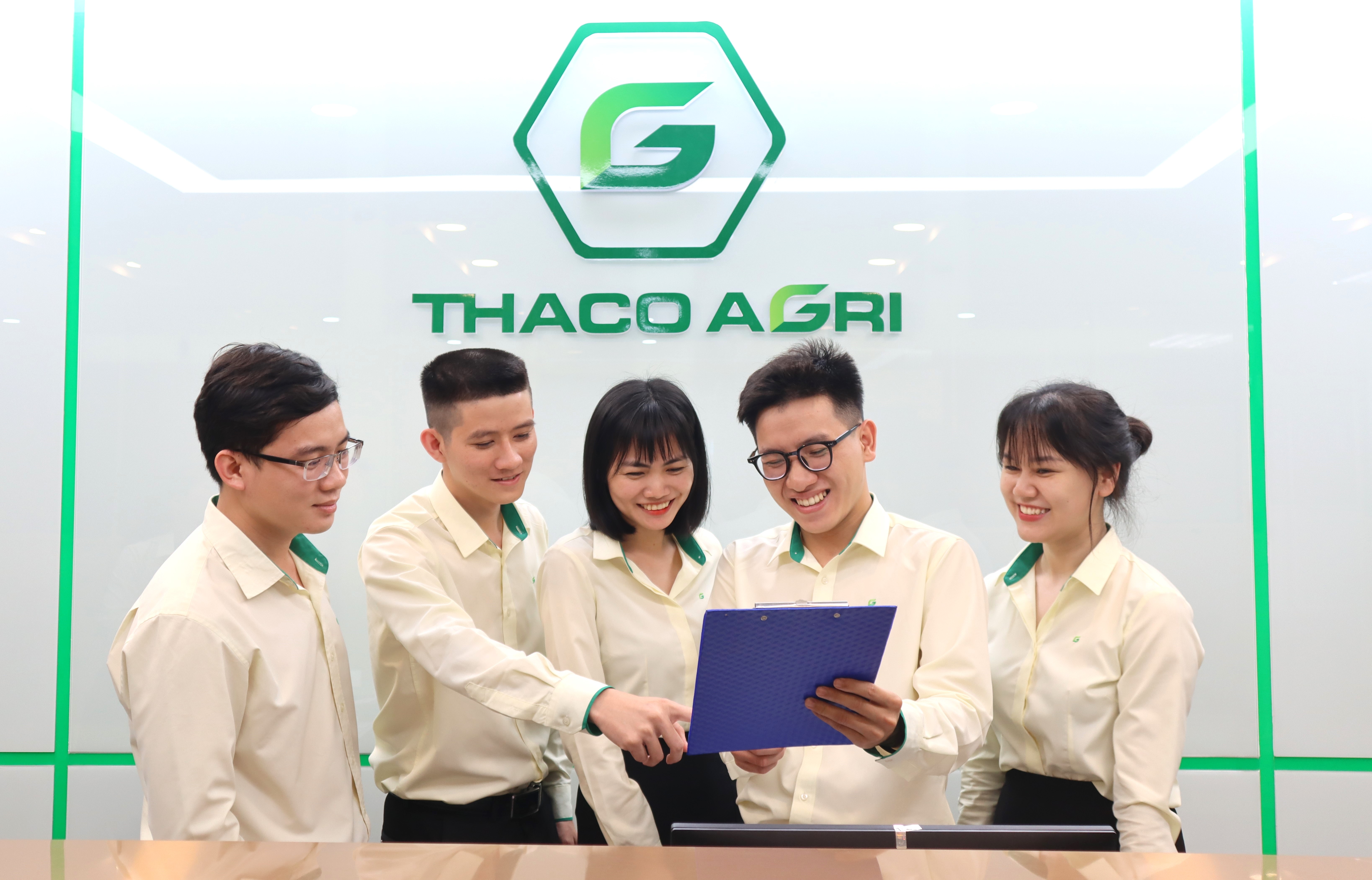 THACO AGRI xây dựng môi trường Pg88hi Thể Thao, Bóng Đá, Casino, Nổ Hũ, Xổ Số thân thiện và năng động.