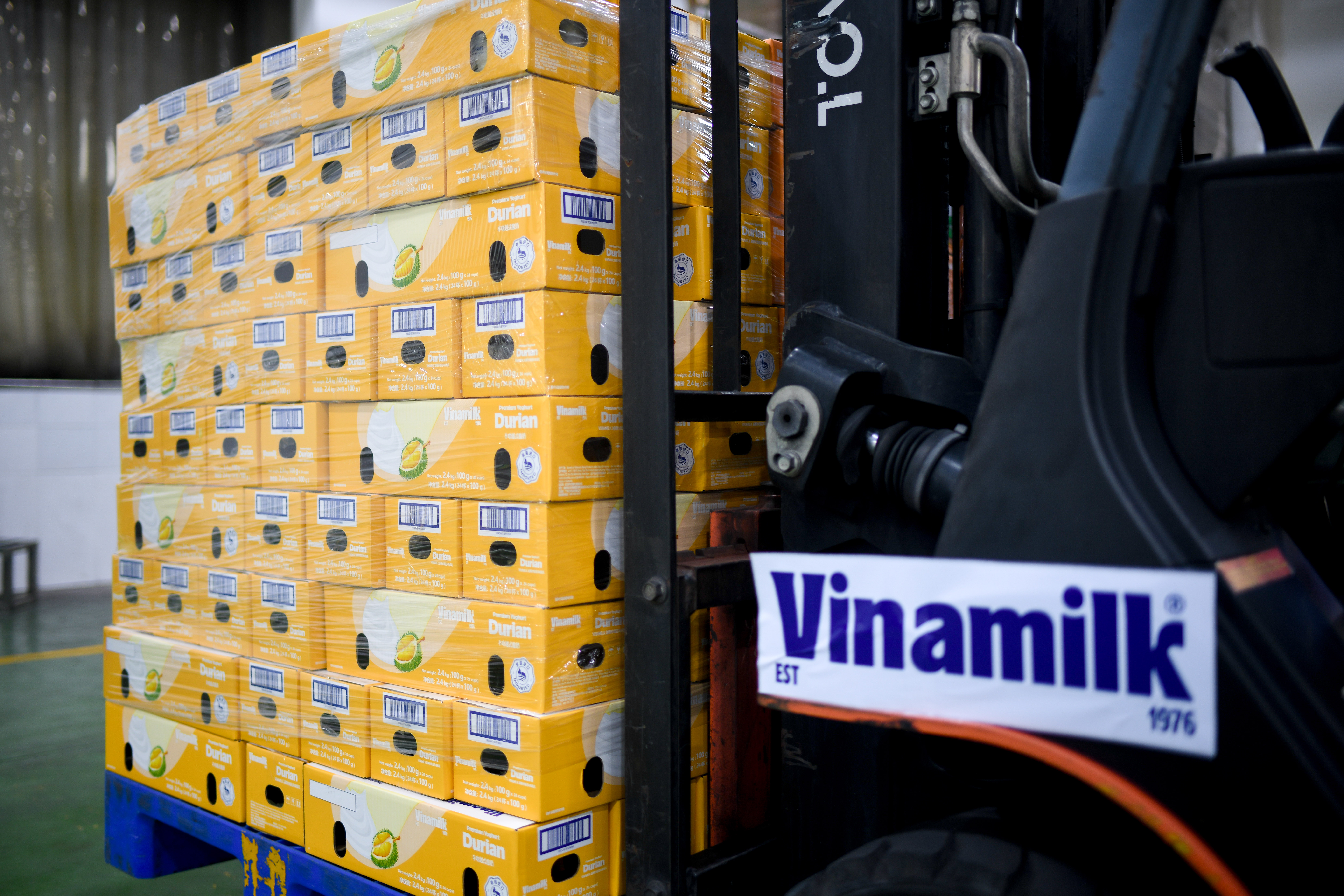 Sữa chua hương vị sầu ri&ecirc;ng của Vinamilk Pg88vnd link khuyến  sang thị trường Trung Quốc.