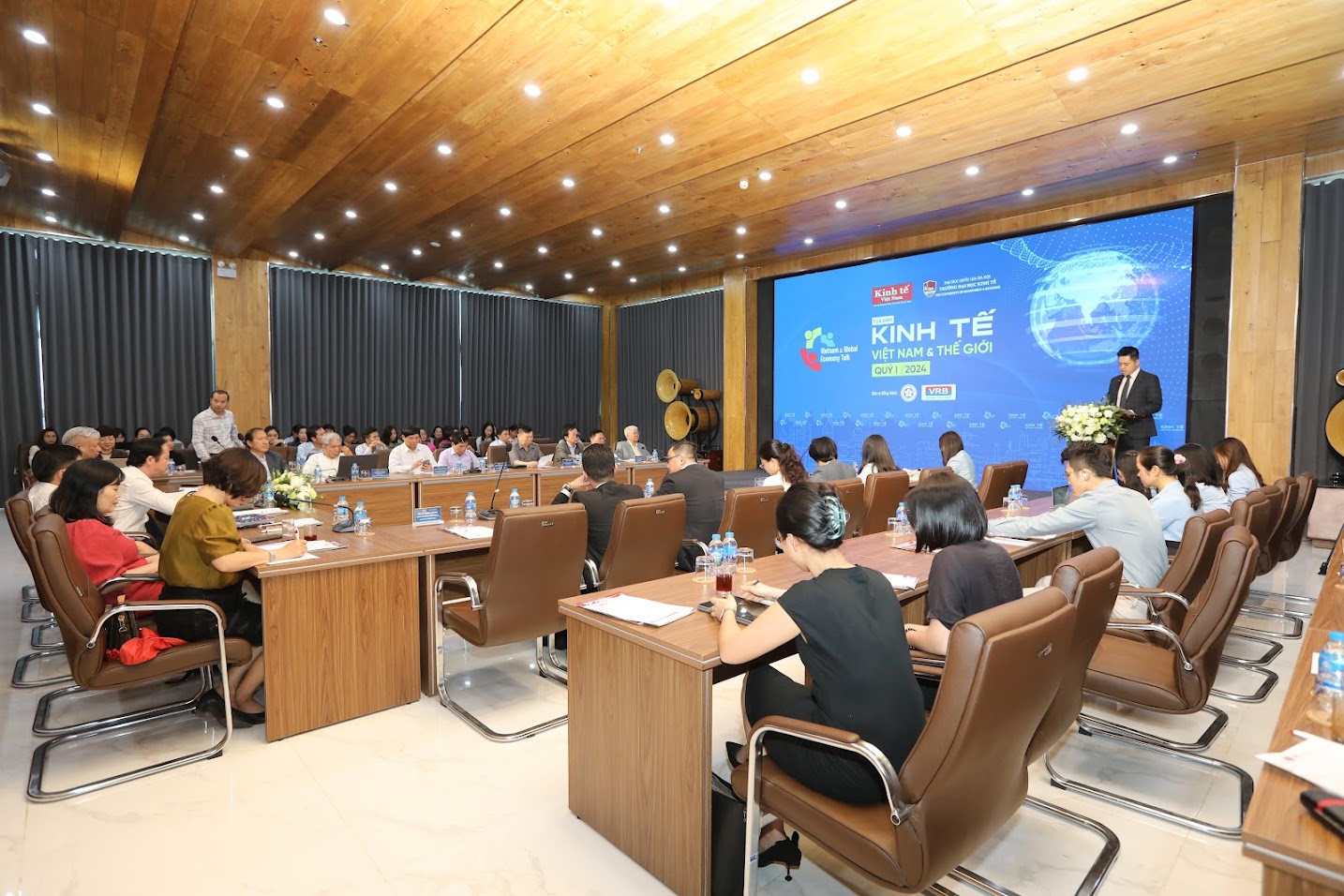 [Phóng sự ảnh]: Những góc nhìn đa chiều về bức tranh Link Trang Chủ PG88.Com Mới #2026 quý 1-2024