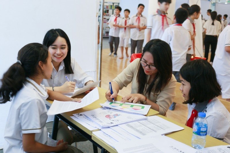Lấy ý kiến dự thảo quy định tiêu chuẩn chức danh, xếp lương viên chức tư vấn học sinh