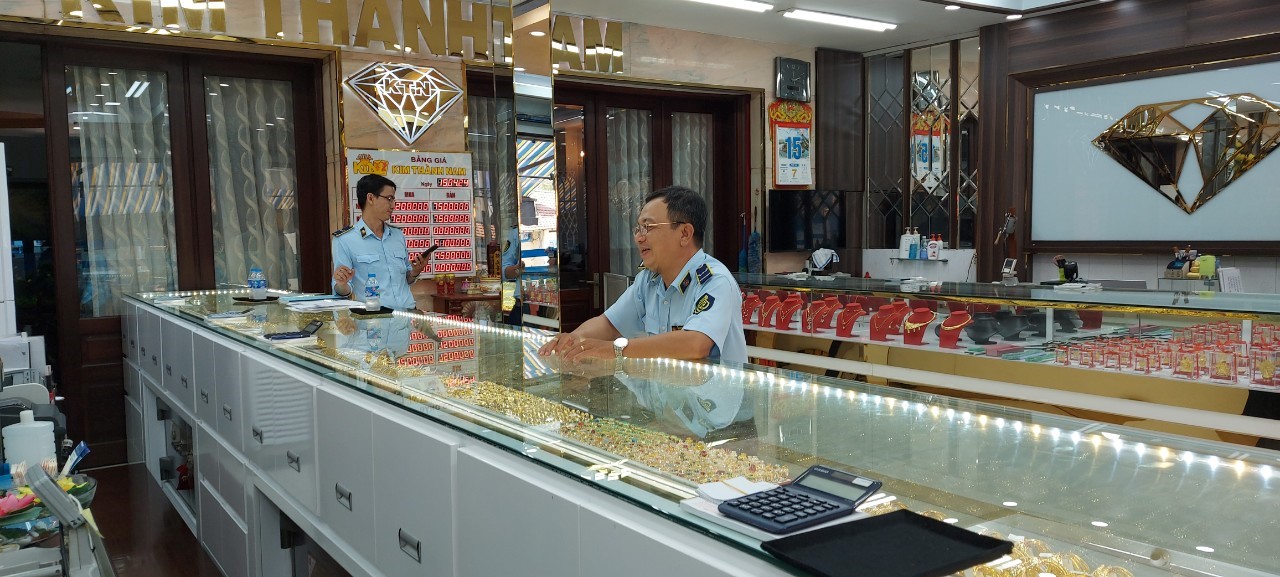 TP.HCM tiếp tục phát hiện vi phạm trong hoạt động PG88 Uy Tín Số 1 Việt Nam vàng - Ảnh: Cục Quản lý thị trường TP.HCM