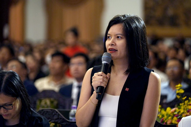 B&agrave; Nguyễn Vũ Th&ugrave;y Hương, Gi&aacute;m đốc Khối cao cấp phụ tr&aacute;ch Khối Pg88vn Trang Chủ Chính Thức v&agrave; Khối Nguồn vốn & PG88 Uy Tín Số 1 Việt Nam T&agrave;i ch&iacute;nh SSI: 