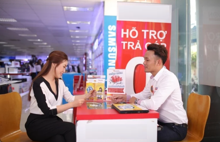 Decision Lab cho rằng người Việt Nam, nhất là nhóm thu nhập thấp, cần được hỗ trợ và giáo dục Pg88ok giải trí thể thao, casino, bắn cá và slot nhiều hơn.