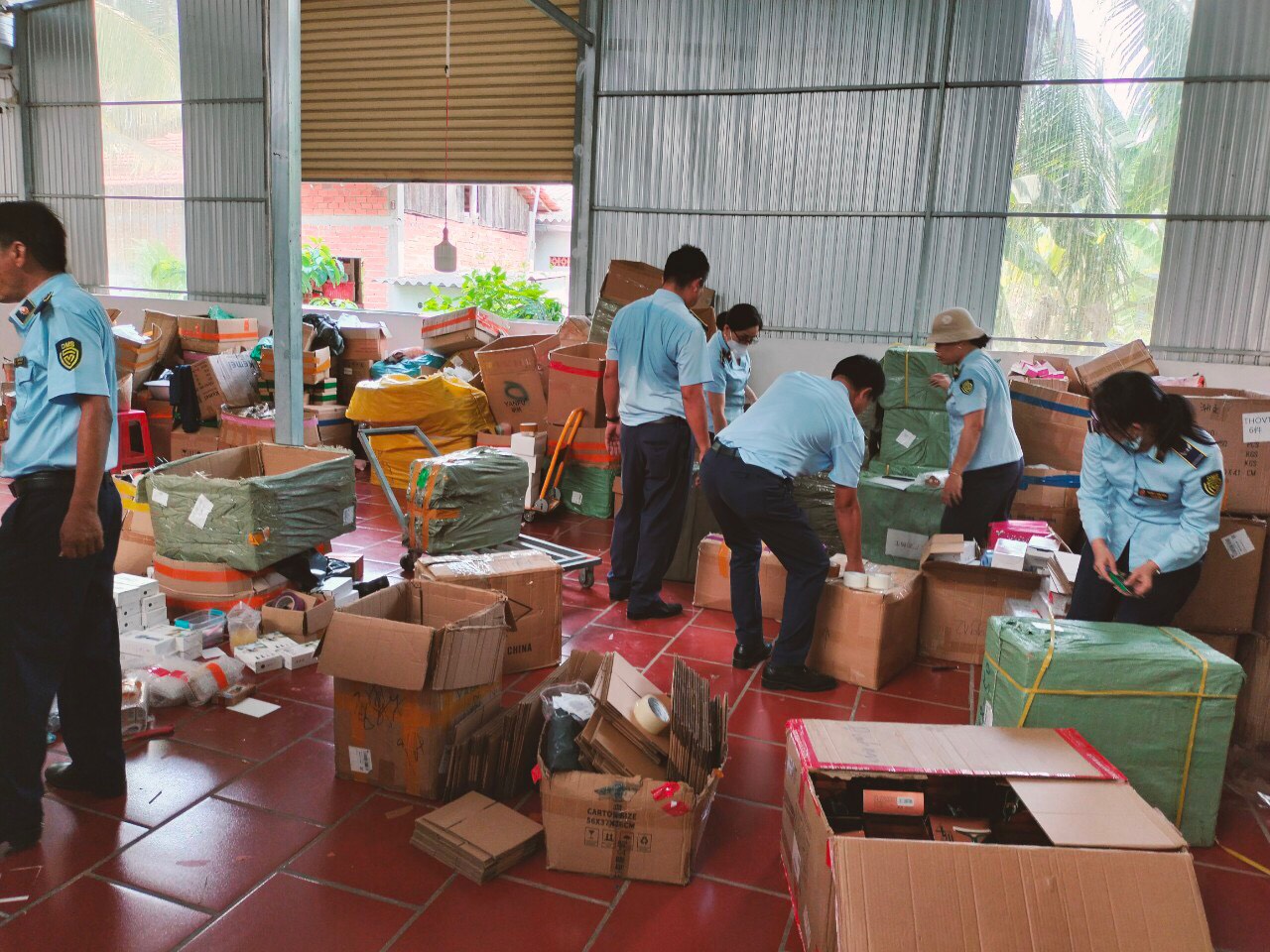 Xử phạt trên 224 triệu đồng đối với hộ PG88 Uy Tín Số 1 Việt Nam sản phẩm không rõ nguồn gốc trên Tiktok