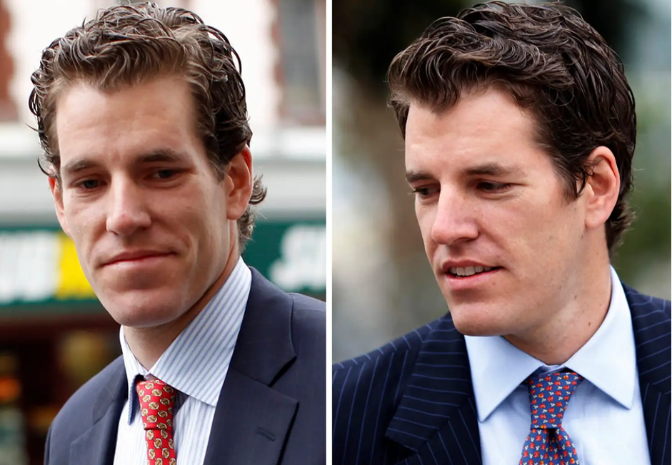 &Ocirc;ng Winklevoss &ndash; Tyler (tr&aacute;i) v&agrave; &ocirc;ng Cameron Winklevoss.