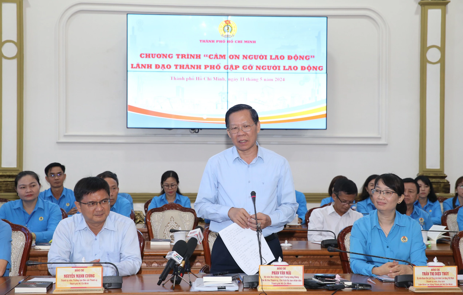 &Ocirc;ng Phan Văn M&atilde;i, Chủ tịch UBND TP.HCM: 