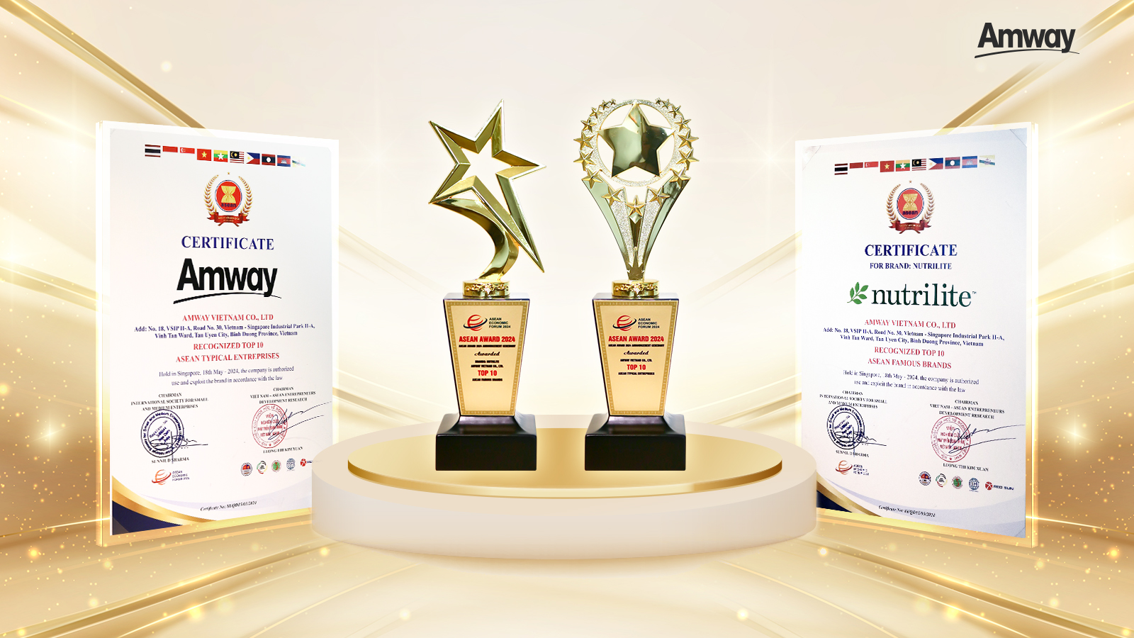 Amway với giải thưởng PG88 Link Dễ Nhớ Pg88.com ti&ecirc;u biểu ASEAN v&agrave; Nutrilite với giải Thương hiệu nổi tiếng ASEAN.