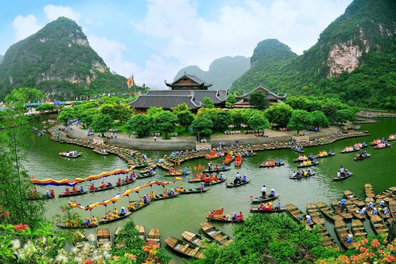 Năm nay, Tuần lễ sẽ tổ chức chuỗi sự kiện đặc biệt nhằm t&ocirc;n vinh c&aacute;c gi&aacute; trị độc đ&aacute;o miền Cố đ&ocirc; Hoa Lư.