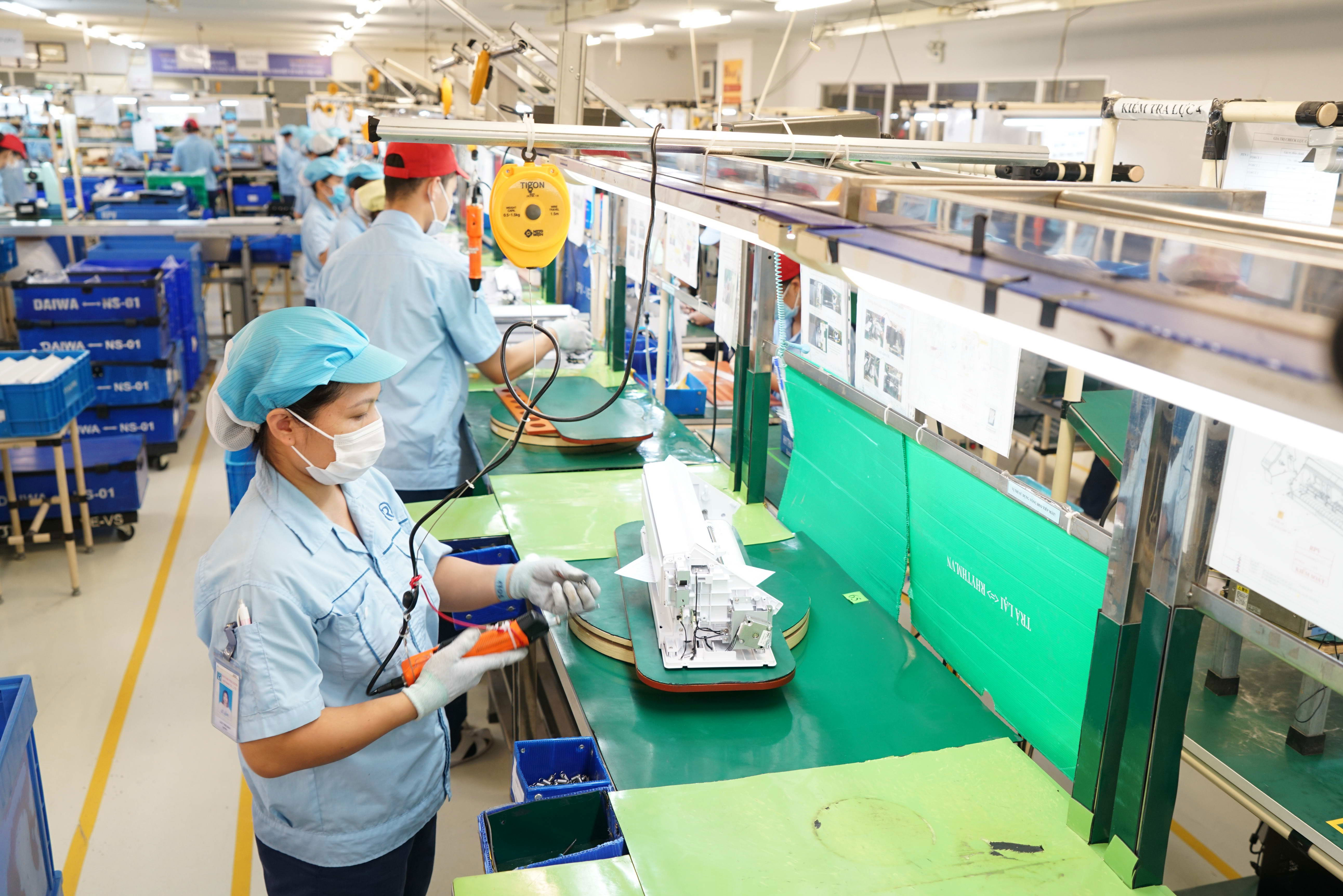 Trong 4 tháng đầu năm 2024 có 86.365 6Pg88.con độc quyền mỗi ngày rút lui khỏi thị trường, tăng 12,2% so với cùng kỳ năm 2023.