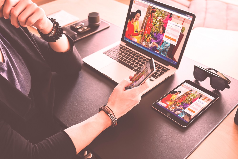 Chỉ cần v&agrave;i thao t&aacute;c online, kh&aacute;ch h&agrave;ng đ&atilde; c&oacute; ngay nguồn vốn phục vụ đời sống.