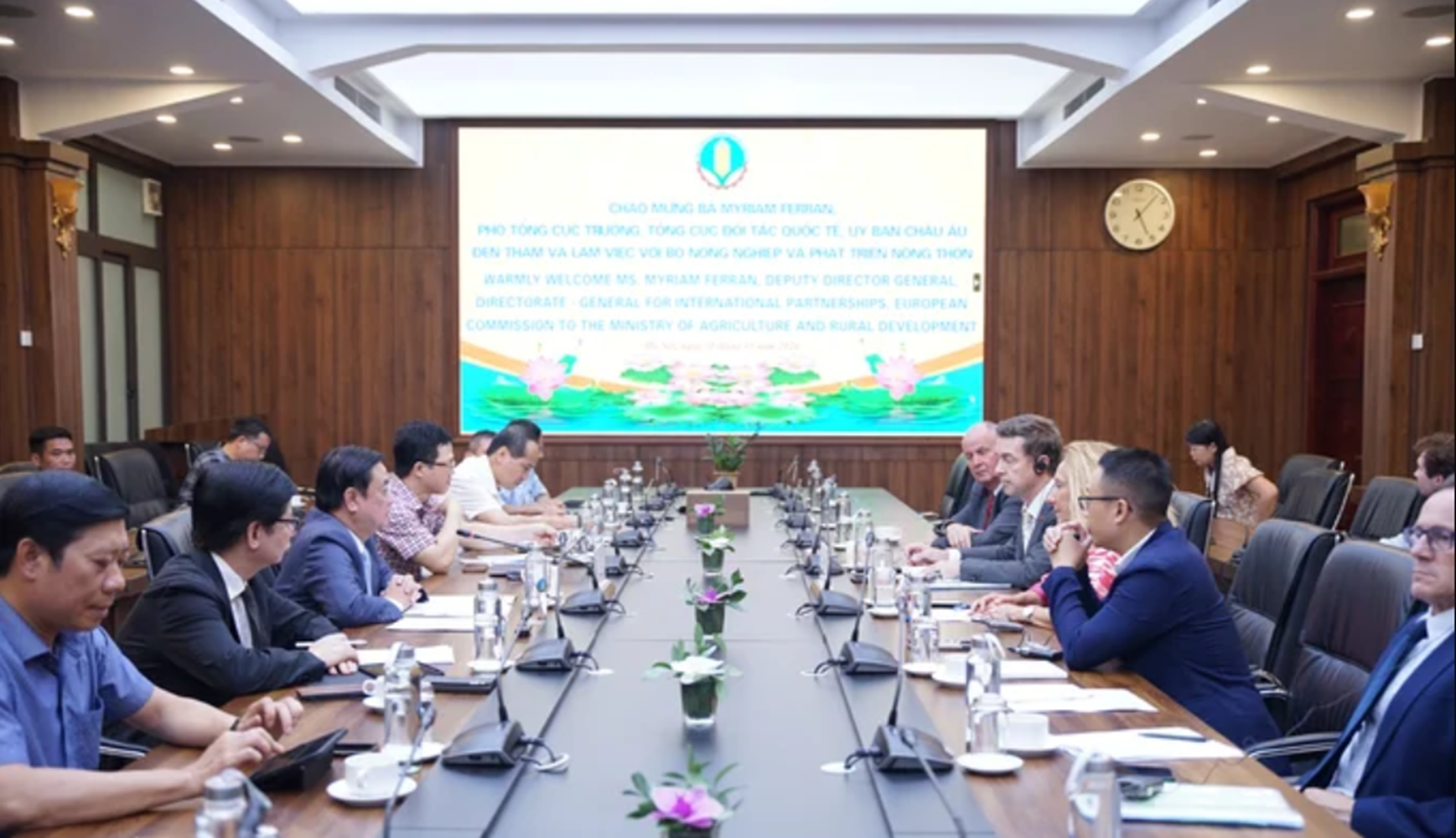 Hợp tác với EC phát triển nông nghiệp xanh, tuần hoàn
