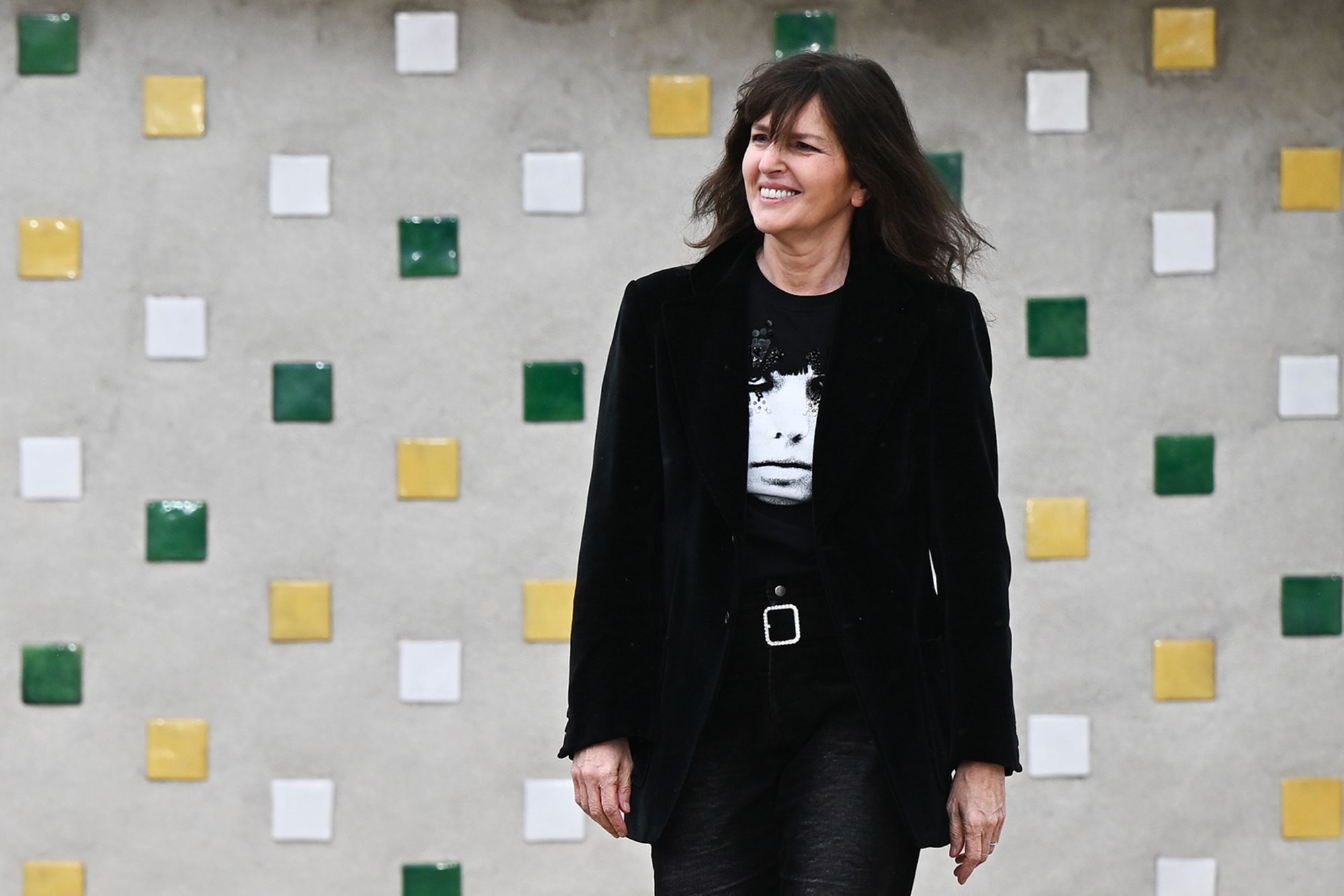 Virginie Viard được bổ nhiệm l&agrave;m gi&aacute;m đốc s&aacute;ng tạo nghệ thuật v&agrave;o năm 2019 sau sự ra đi của Karl Lagerfeld.