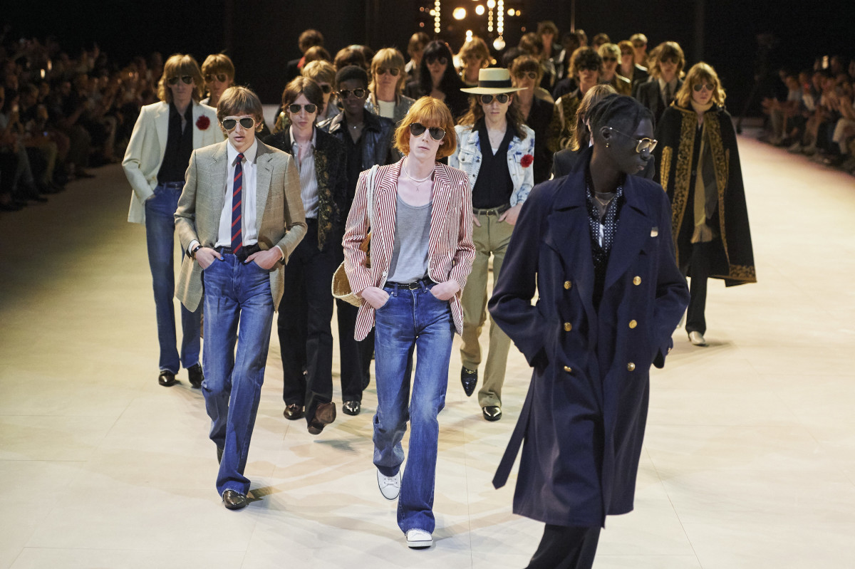 Những thiết kế của&nbsp;Hedi Slimane d&agrave;nh cho nam giới tại Celine.