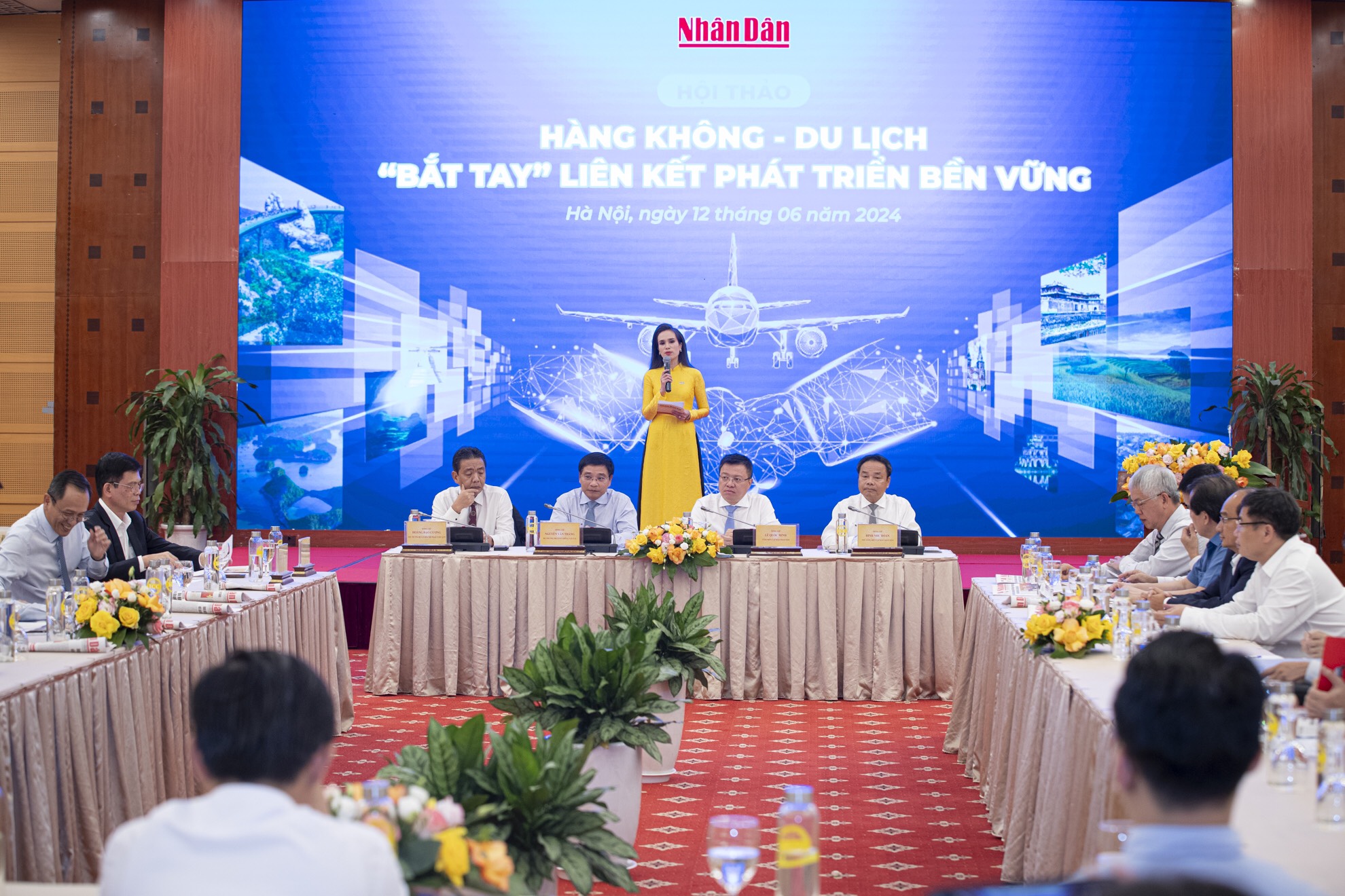 L&atilde;nh đạo c&aacute;c bộ, ng&agrave;nh c&ugrave;ng PG88 Link Dễ Nhớ Pg88.com t&iacute;nh kế&nbsp;đưa ng&agrave;nh h&agrave;ng kh&ocirc;ng, du lịch vượt qua kh&oacute; khăn, ph&aacute;t triển bền vững.