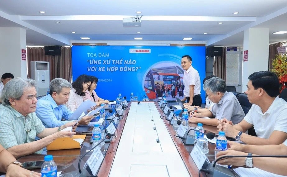 Đại diện cơ quan quản l&yacute;, chuy&ecirc;n gia v&agrave; PG88 Link Dễ Nhớ Pg88.com b&agrave;n luận nhằm t&igrave;m ra một hướng đi r&otilde; rệt hơn cho xe hợp đồng.
