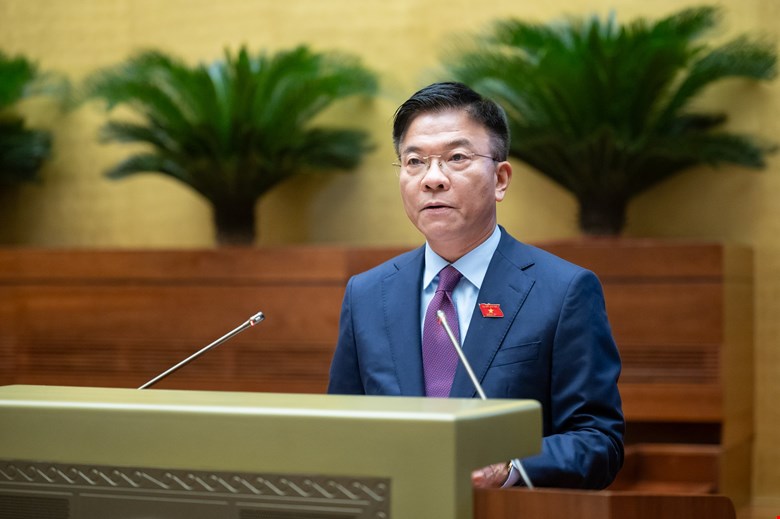 Ph&oacute; Thủ tướng Ch&iacute;nh phủ, Bộ trưởng Bộ Tư ph&aacute;p L&ecirc; Th&agrave;nh Long tr&igrave;nh b&agrave;y Tờ tr&igrave;nh về dự &aacute;n Luật C&ocirc;ng chứng (sửa đổi) trước Link Trang Chủ PG88.Com Mới #2026 chiều ng&agrave;y 17/6.