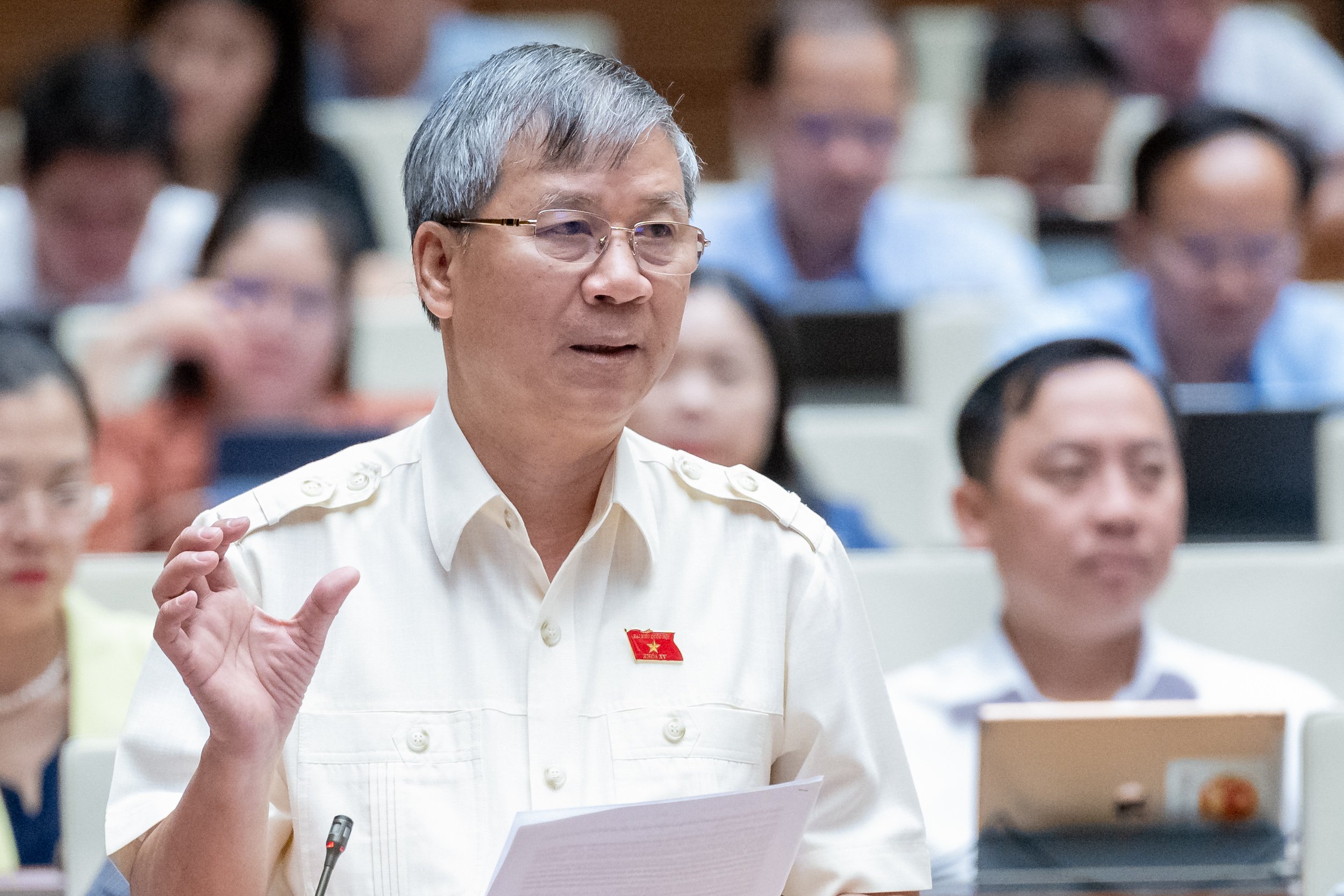 Đại biểu Nguyễn Anh Tr&iacute;, đo&agrave;n TP. H&agrave; Nội. Ảnh: Quochoi.