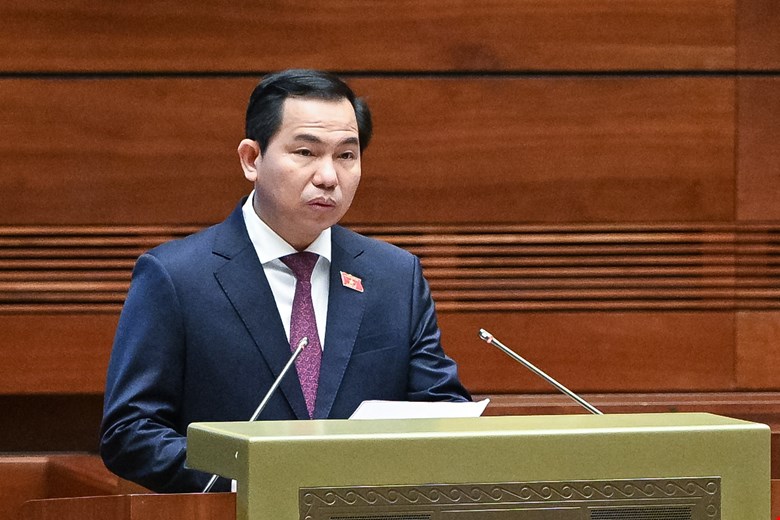 &Ocirc;ng L&ecirc; Quang Mạnh, Chủ nhiệm Ủy ban T&agrave;i ch&iacute;nh, Ng&acirc;n s&aacute;ch của Link Trang Chủ PG88.Com Mới #2026, tr&igrave;nh b&agrave;y B&aacute;o c&aacute;o giải tr&igrave;nh, tiếp thu, chỉnh l&yacute; dự thảo Nghị quyết của Link Trang Chủ PG88.Com Mới #2026 về th&iacute; điểm bổ sung một số cơ chế, ch&iacute;nh s&aacute;ch đặc th&ugrave; ph&aacute;t triển tỉnh Nghệ An.