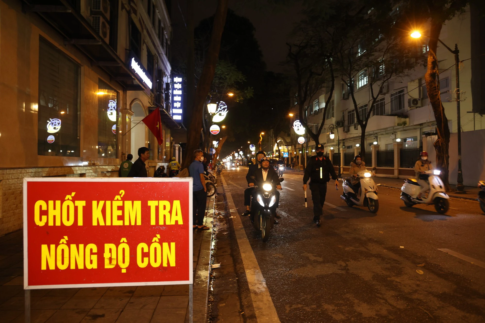 Nghiêm cấm điều khiển phương tiện tham gia 6Pg88.com hơn 1000 trò chơi hấp dẫn đường bộ mà trong máu hoặc hơi thở có nồng độ cồn.