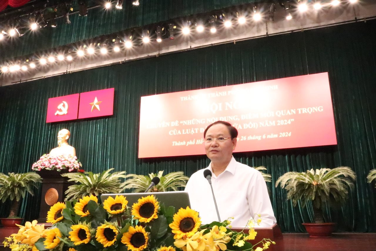 &Ocirc;ng L&ecirc; Minh Ng&acirc;n,&nbsp;Thứ trưởng Bộ T&agrave;i nguy&ecirc;n v&agrave; M&ocirc;i trường: 