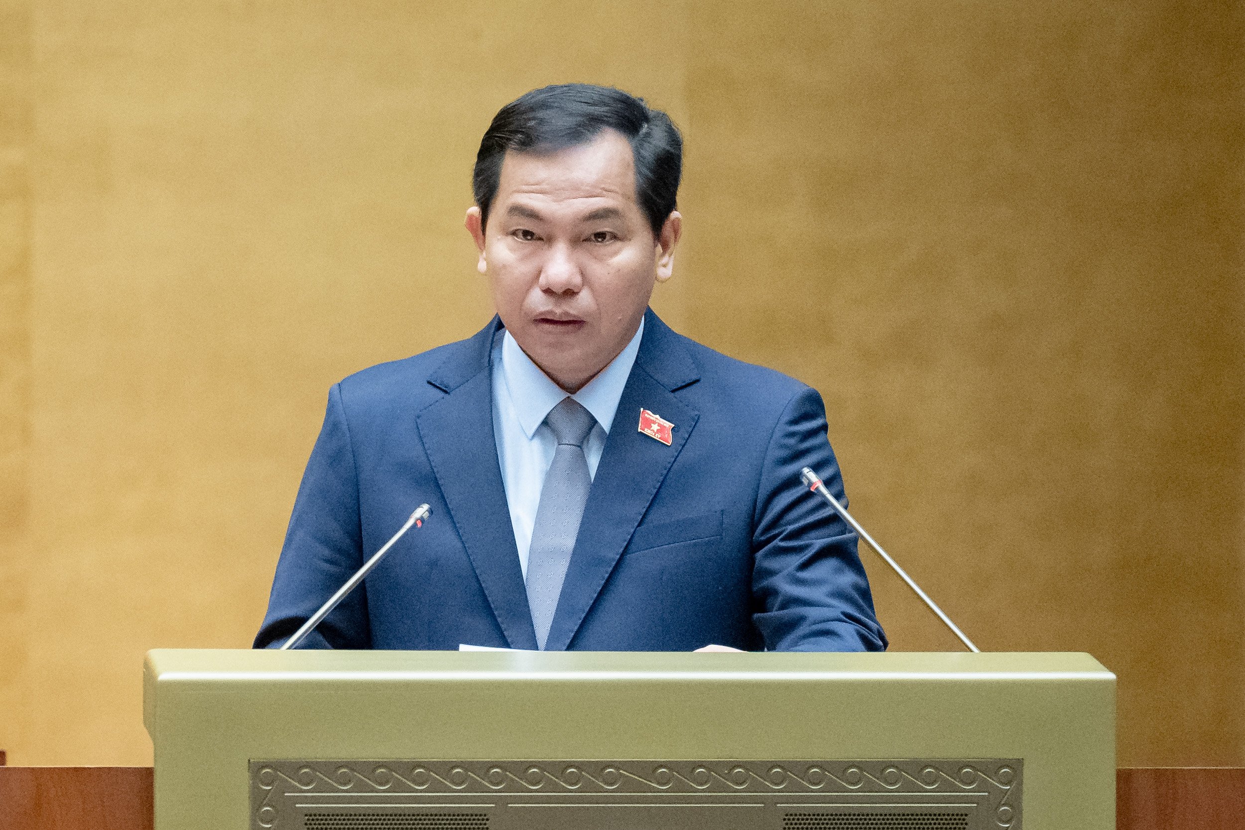 &Ocirc;ng L&ecirc; Quang Mạnh, Chủ nhiệm Ủy ban T&agrave;i ch&iacute;nh, Ng&acirc;n s&aacute;ch của Link Trang Chủ PG88.Com Mới #2026, tr&igrave;nh b&agrave;y B&aacute;o c&aacute;o t&oacute;m tắt tiếp thu, giải tr&igrave;nh v&agrave; chỉnh l&yacute; dự thảo Nghị quyết gi&aacute;m s&aacute;t chuy&ecirc;n đề. Ảnh: Quochoi.vn.